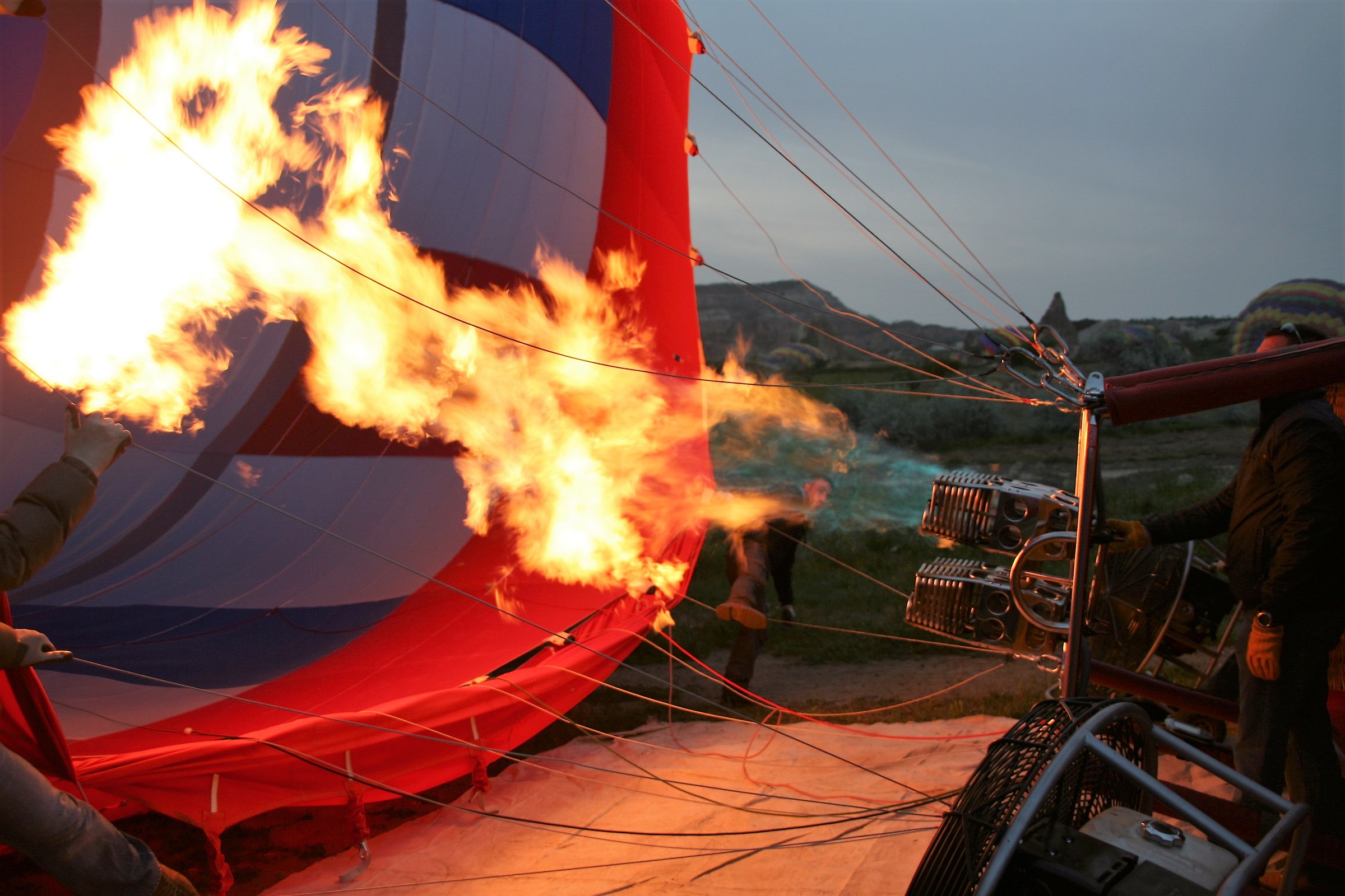 Cappadocia swells the balloon