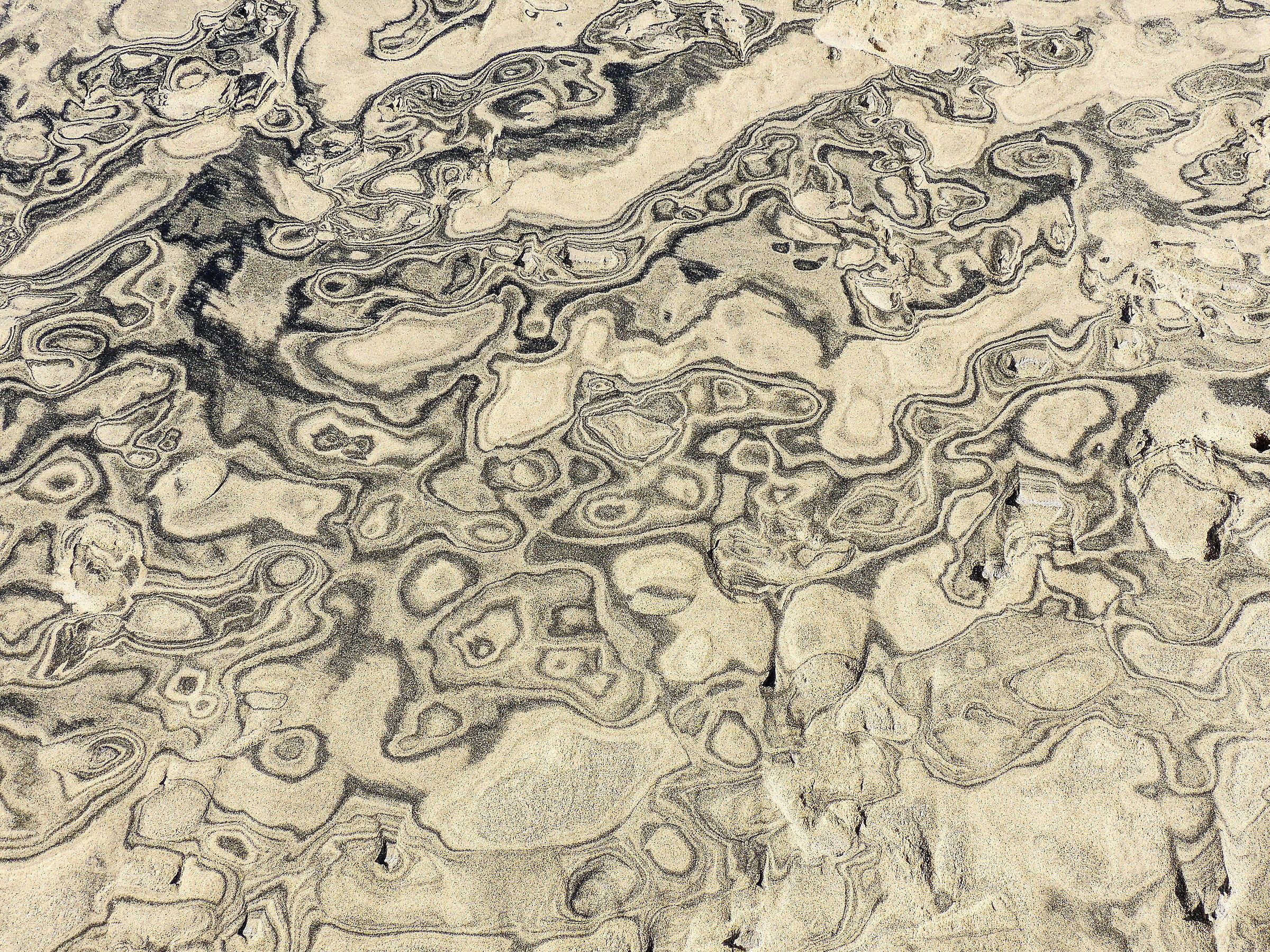 Astratto ma concreto