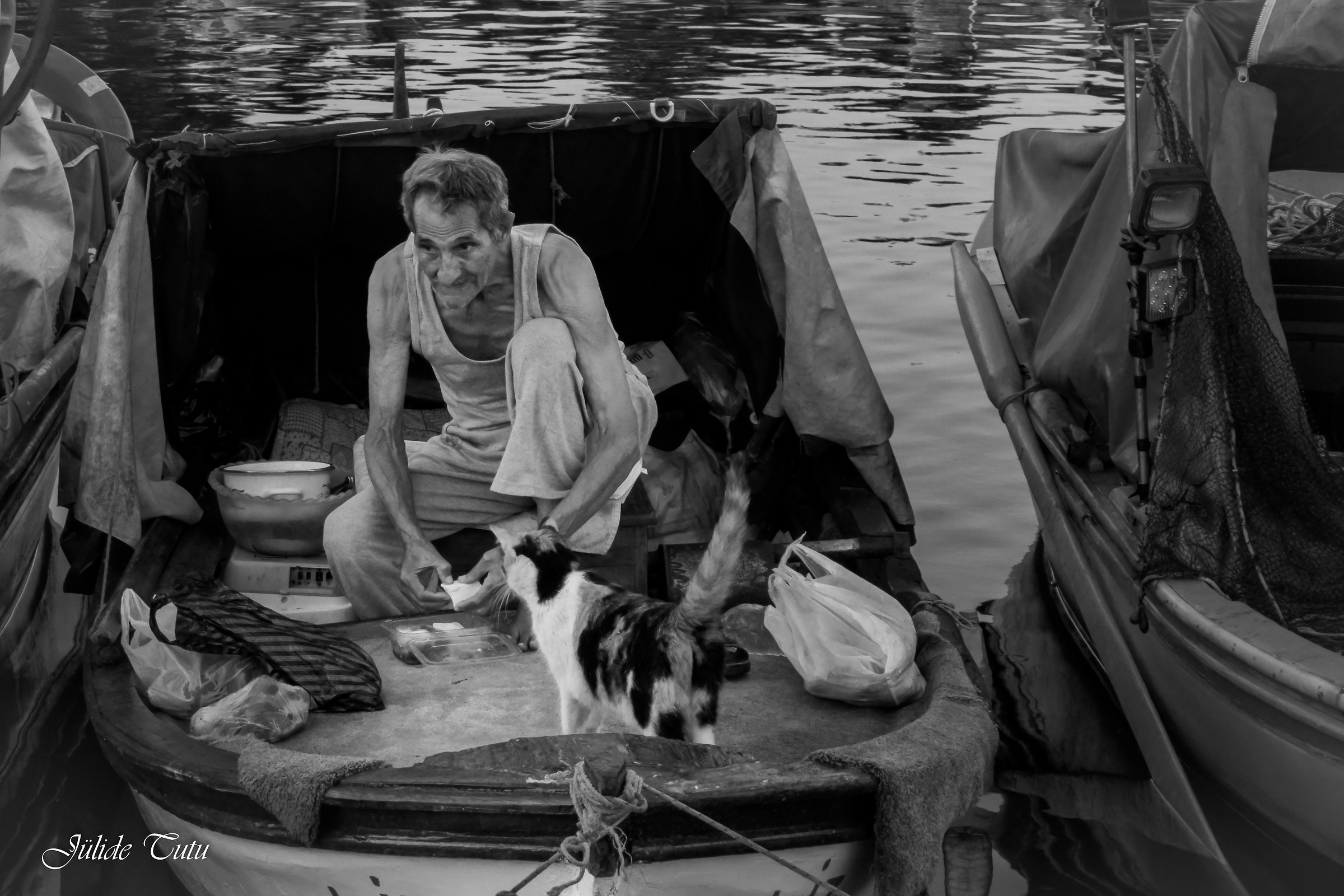 Sharing a common fate