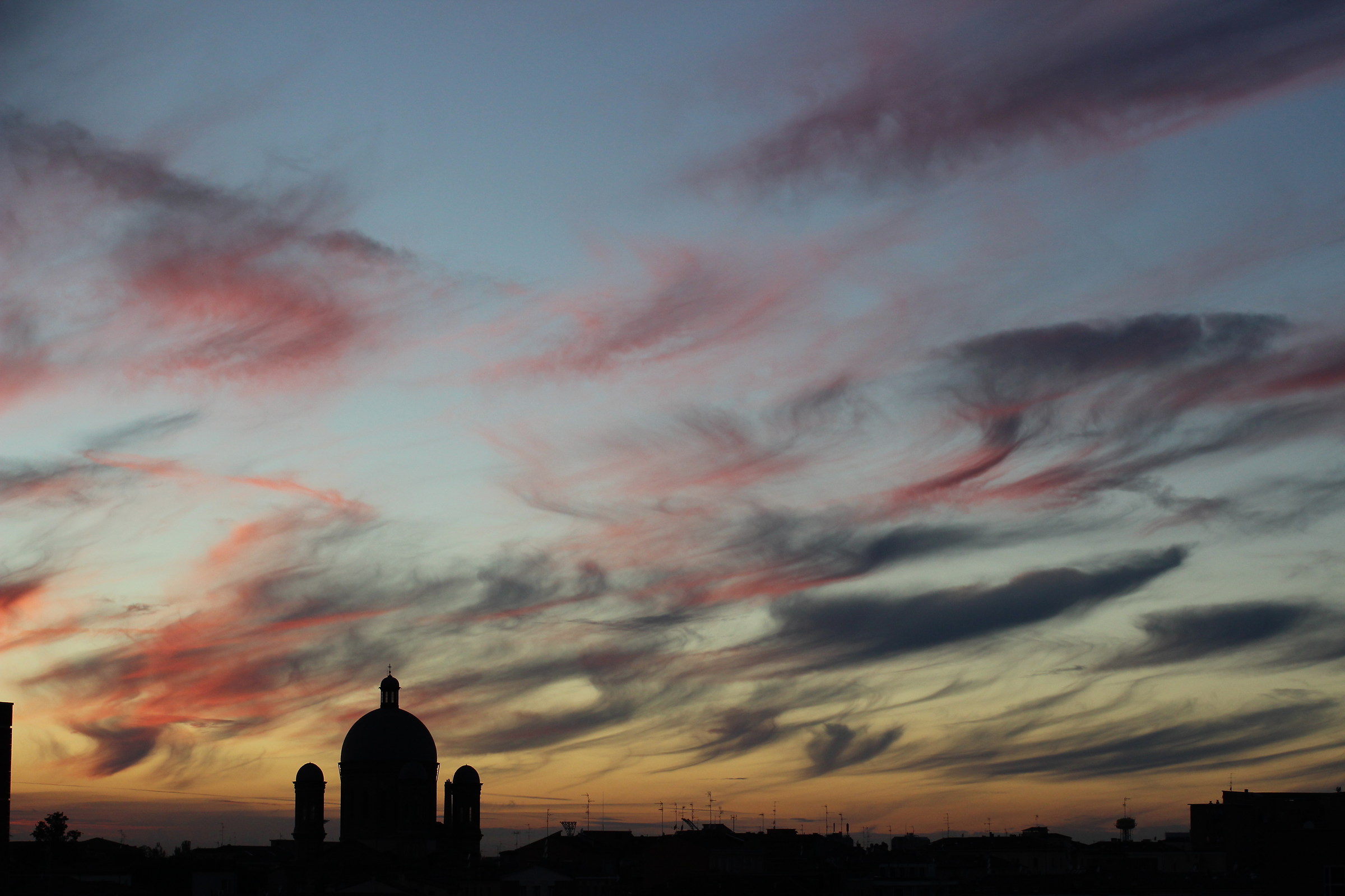Silhouette di modena