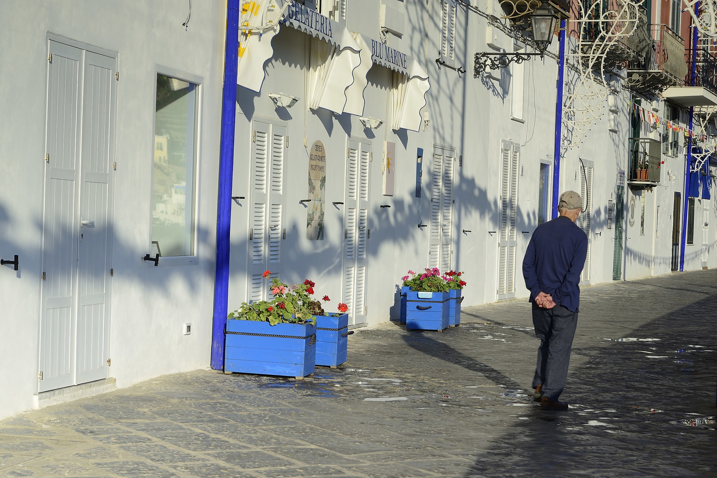 Ponza-Lontano dal clamore