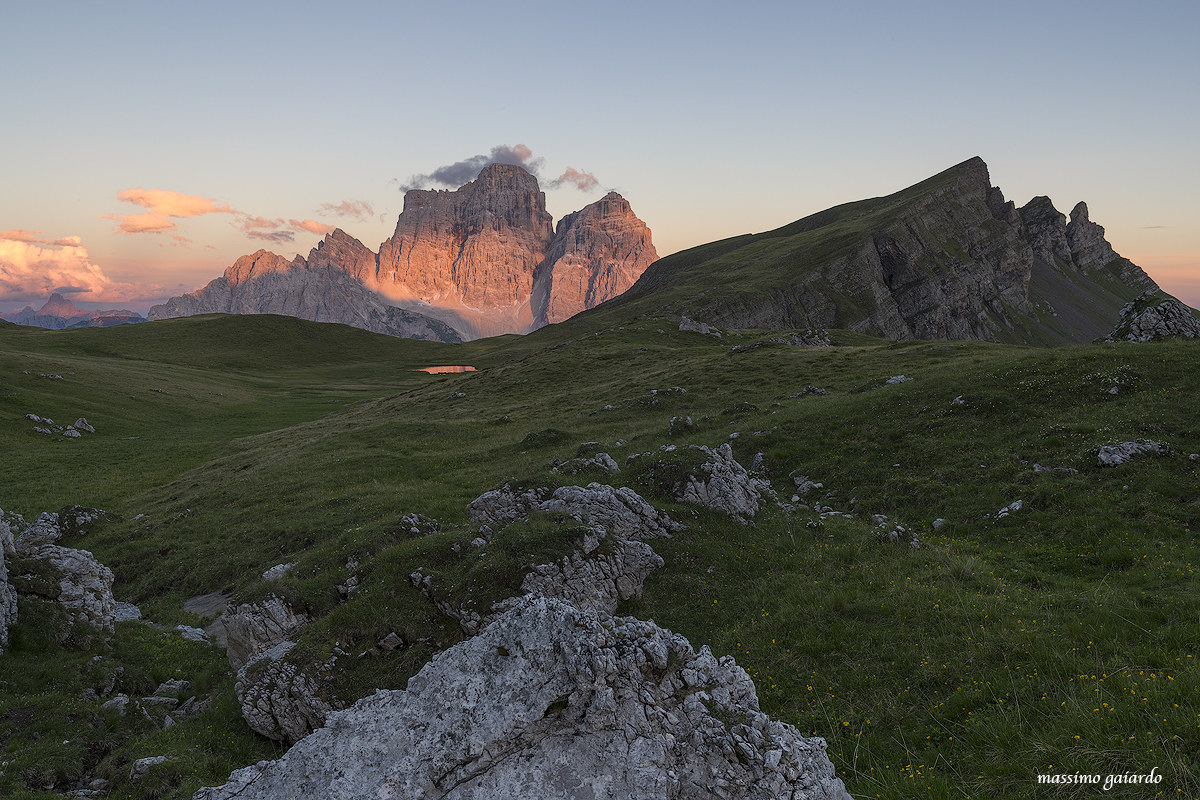 Pale and mondeval! : =)