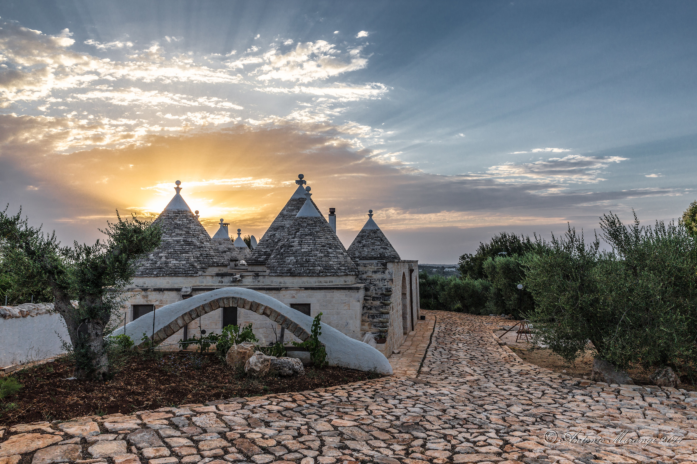 Incredible one year after the same scene