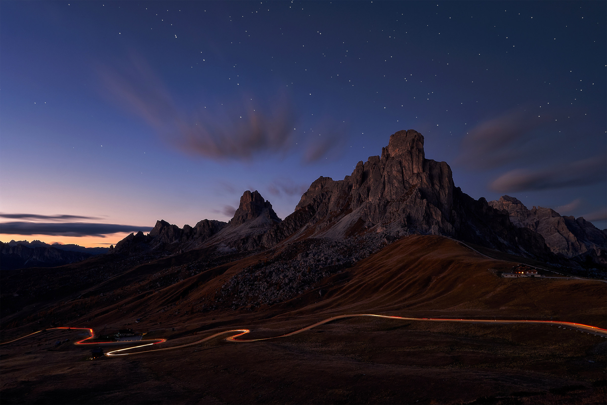 Light Snake at the Giau Pass