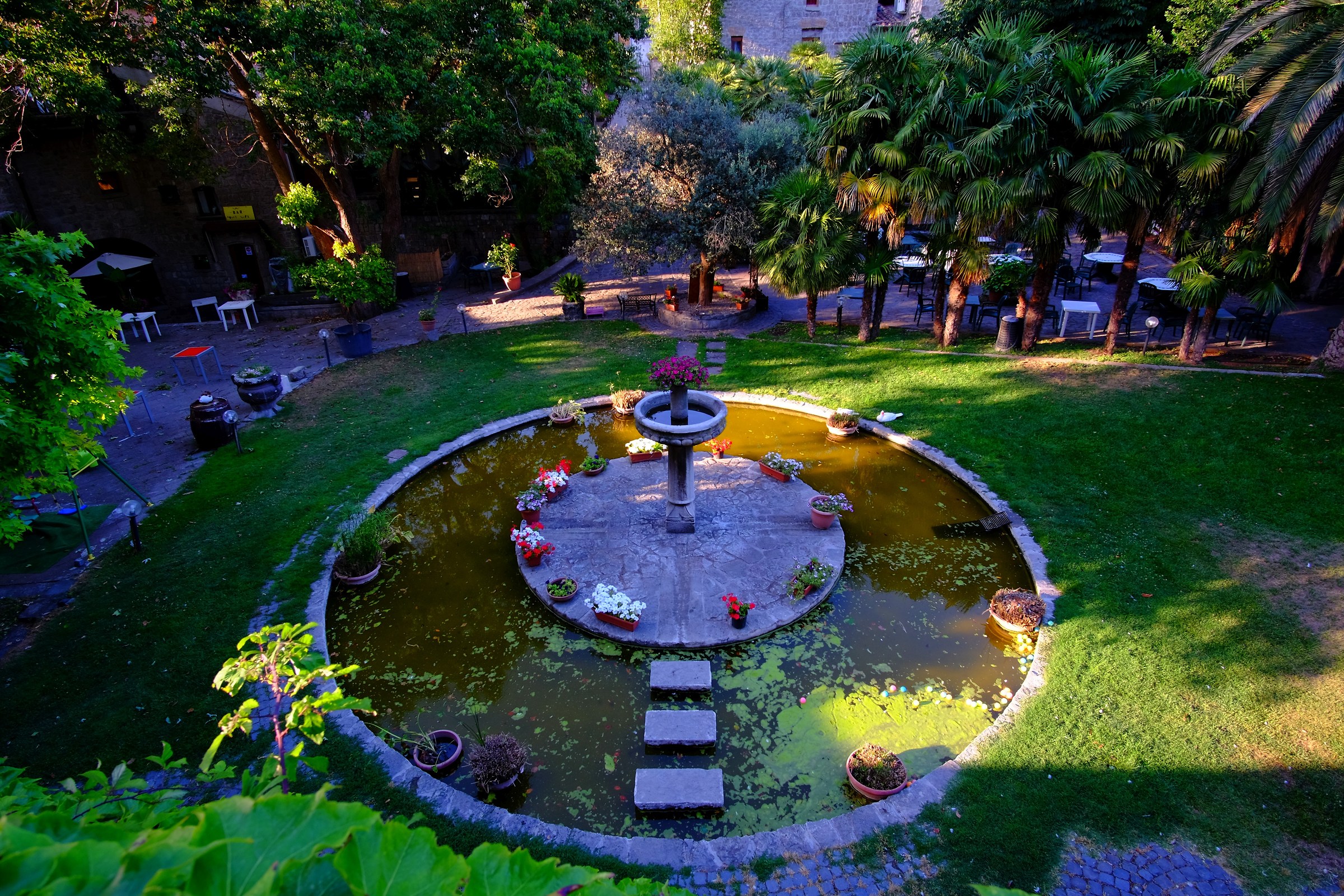 The Garden of the Paradox, Viterbo