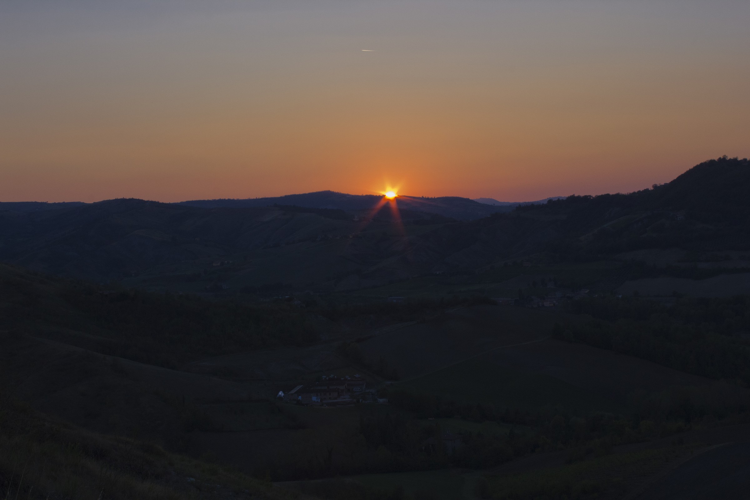 Sunset seen from Mongiorgio (prov.di BO)