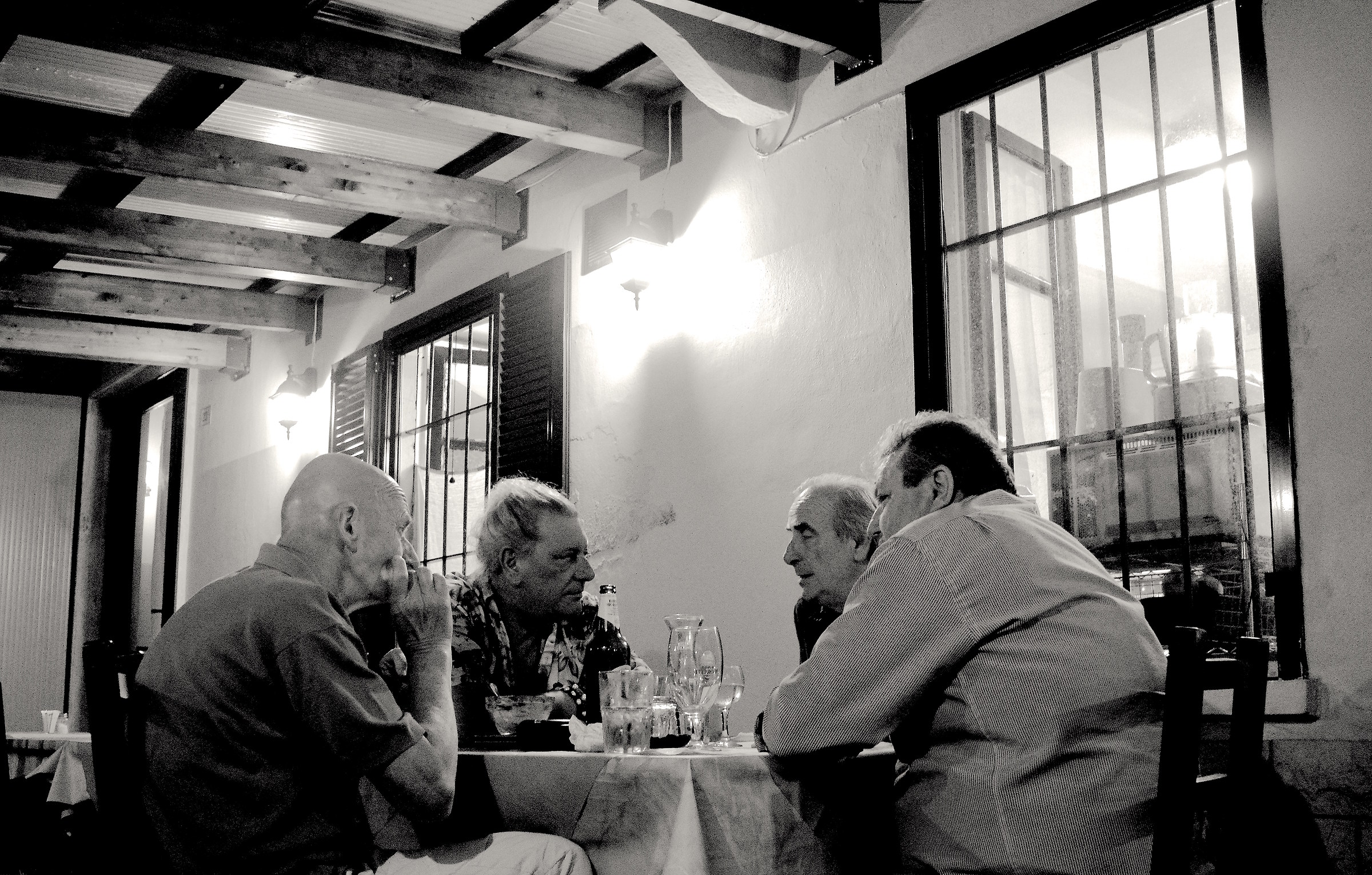 Eccoli i quattro amici al bar!!!