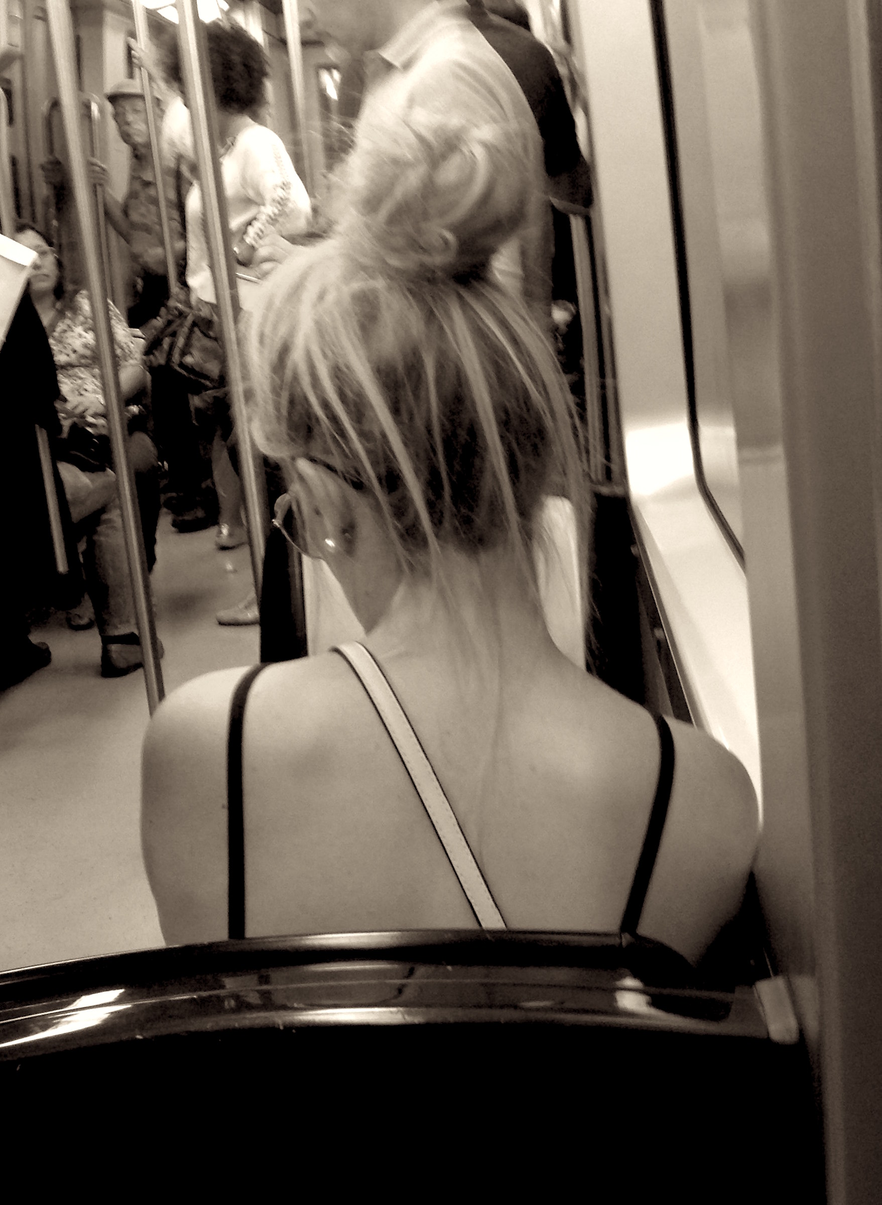 That glitter of the earring ....