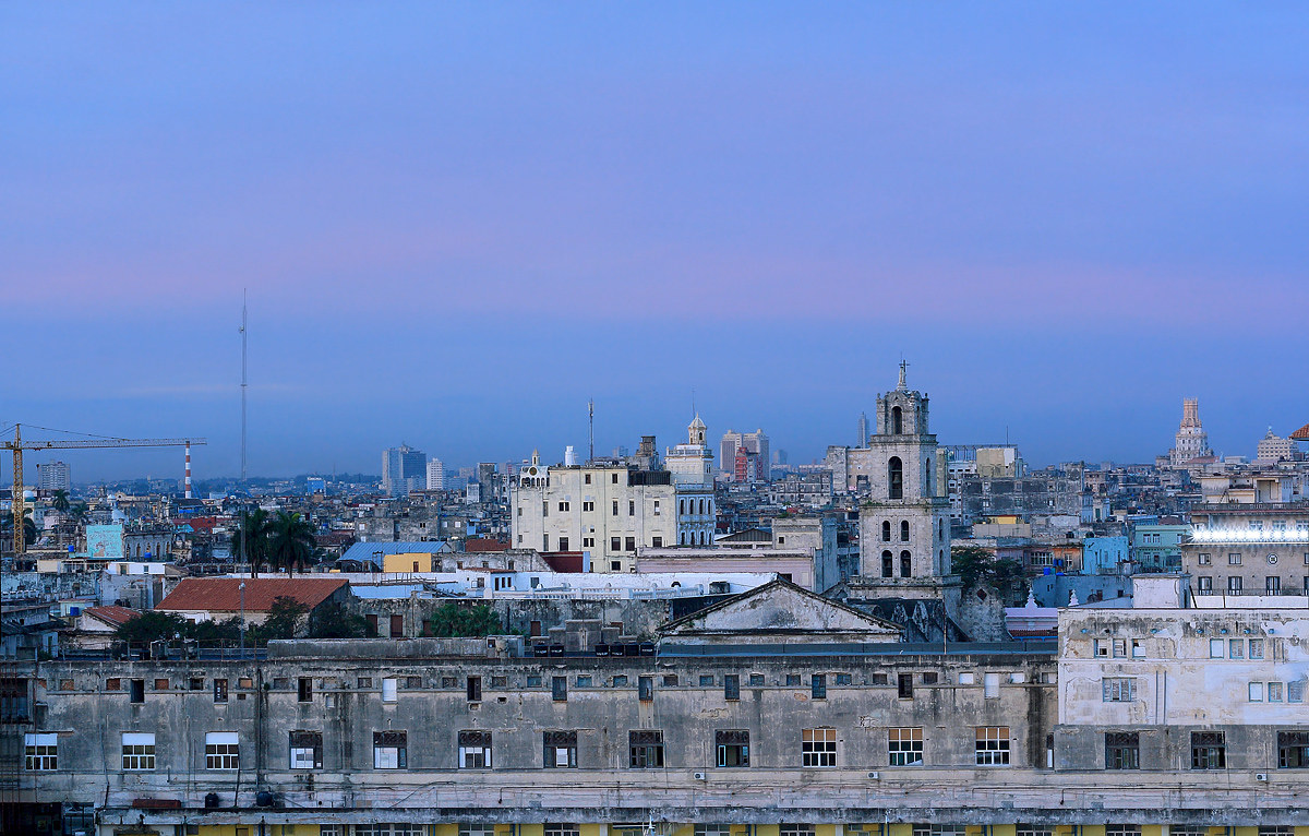 Dawn in L'avana