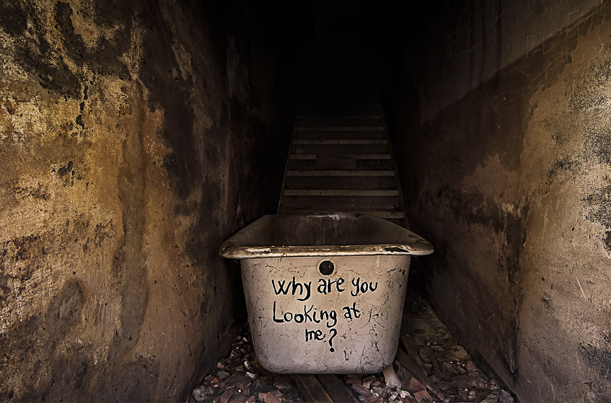 Perche mi stai guardando?