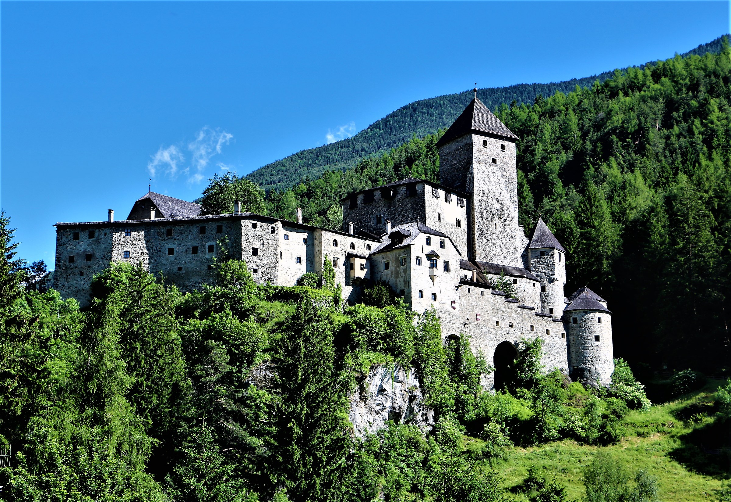 Castle of Alberto Sordi the actor ......