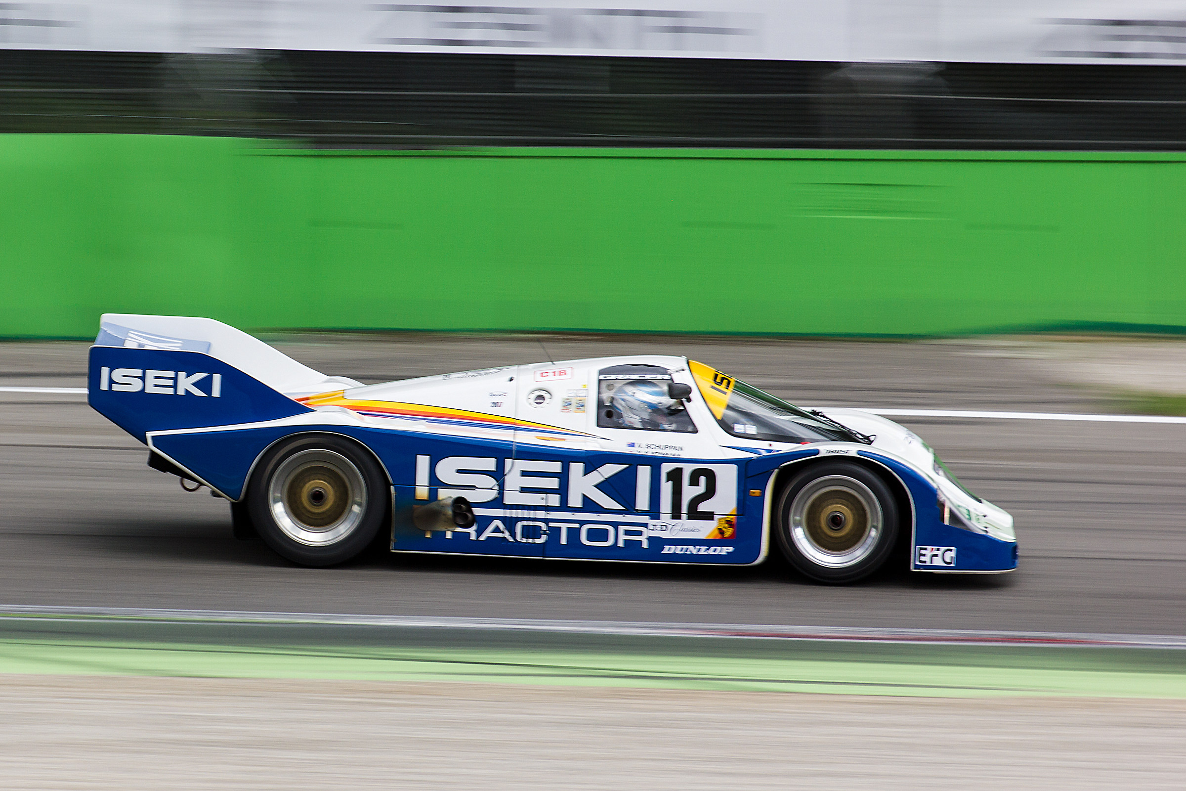 Porsche 956