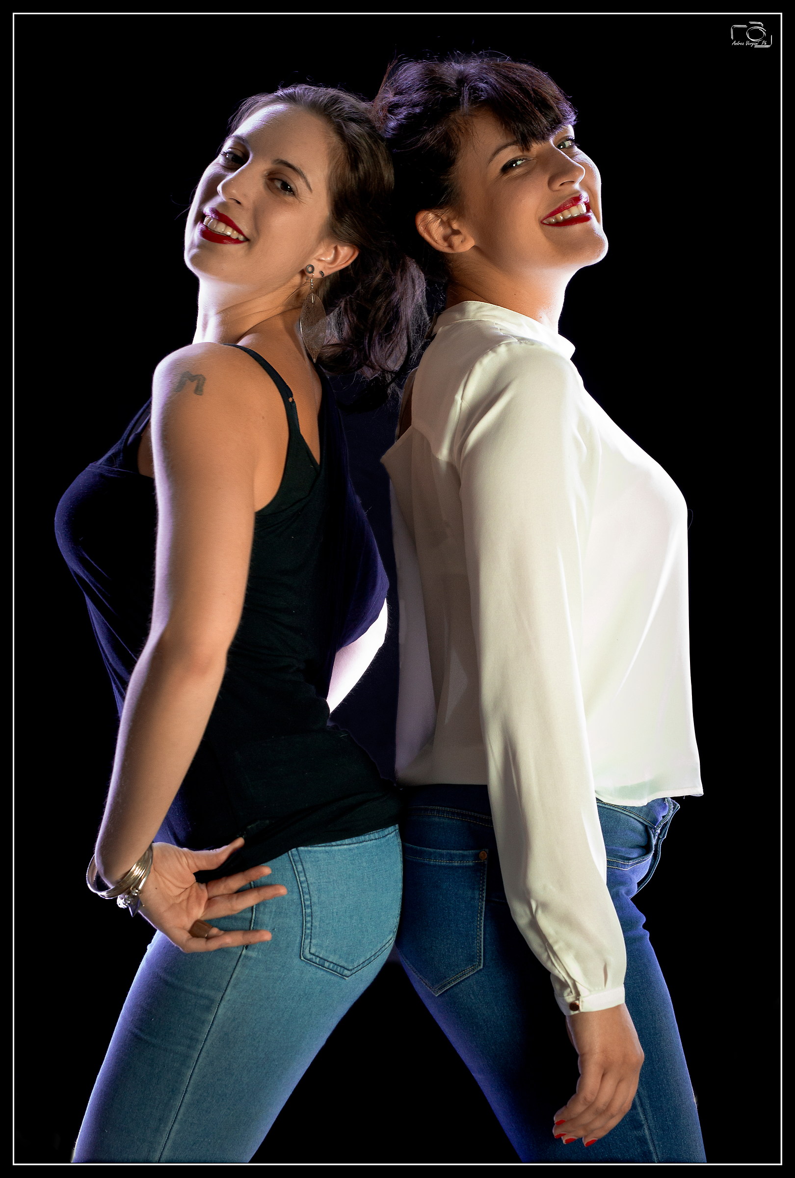 Alessandra & Carolina