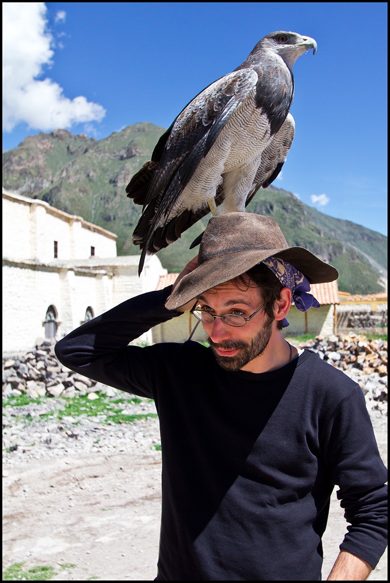 sul cappello che noi portiamo...