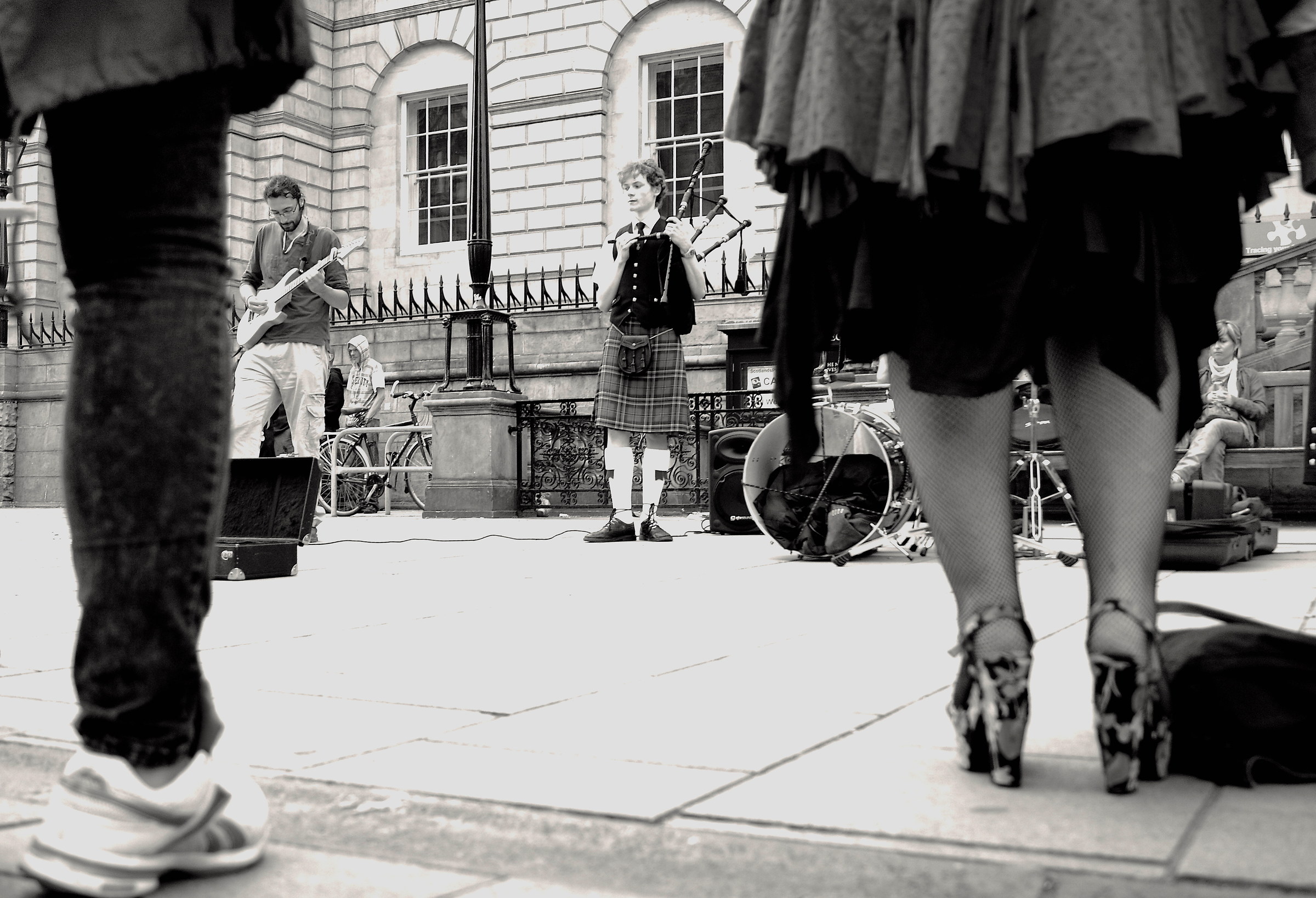 Edinburgh street band