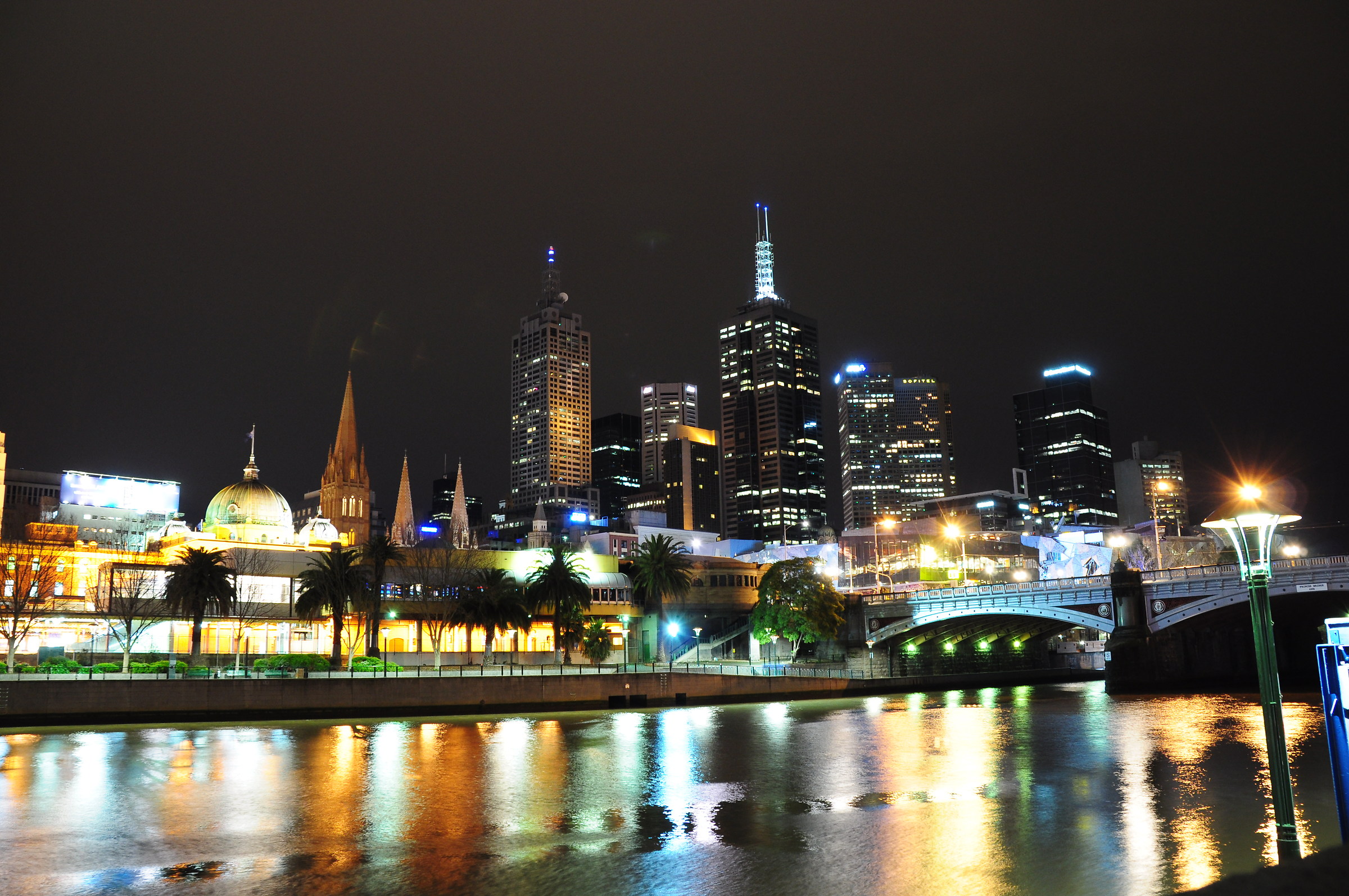 Melbourne night