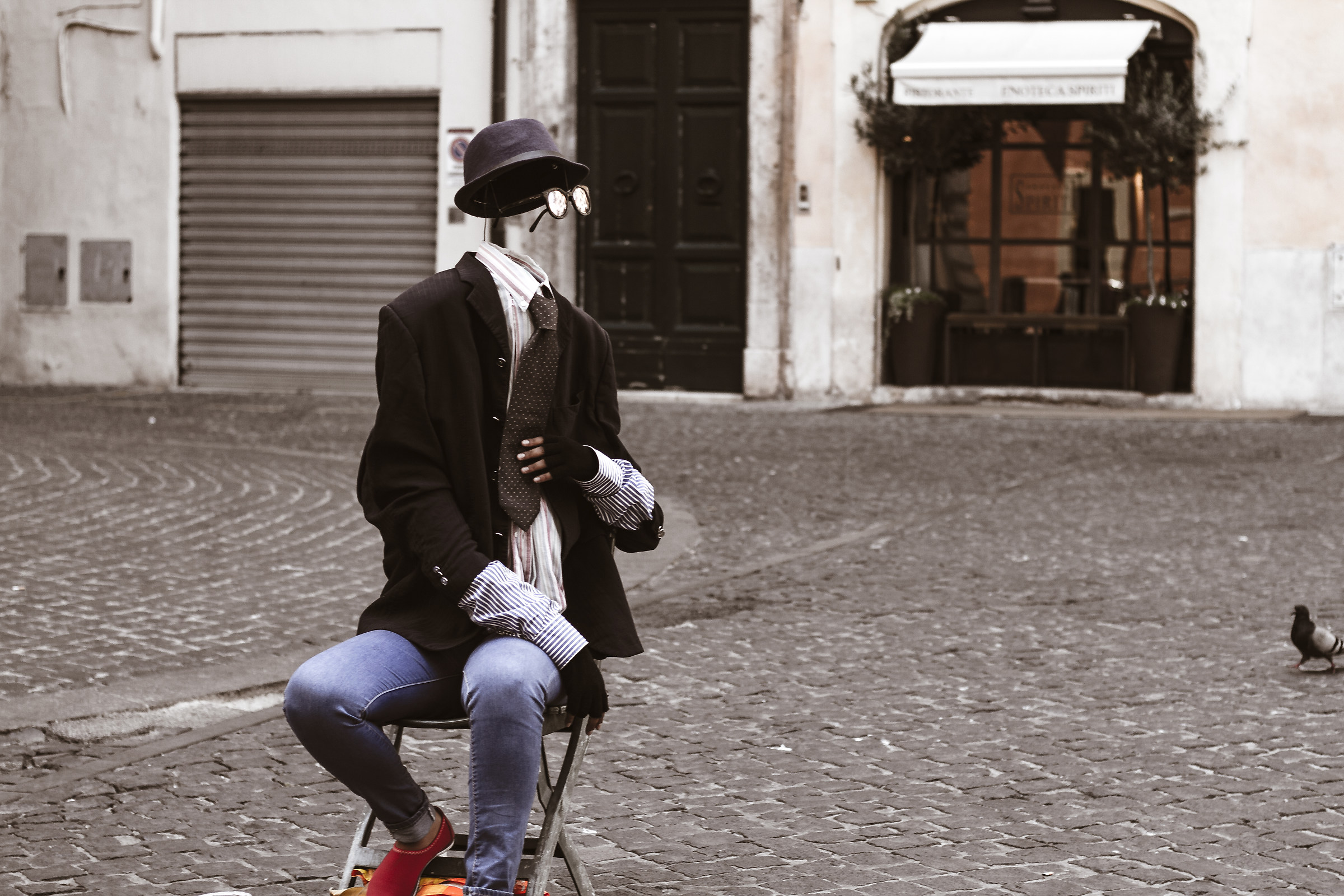 Ma con che faccia...?