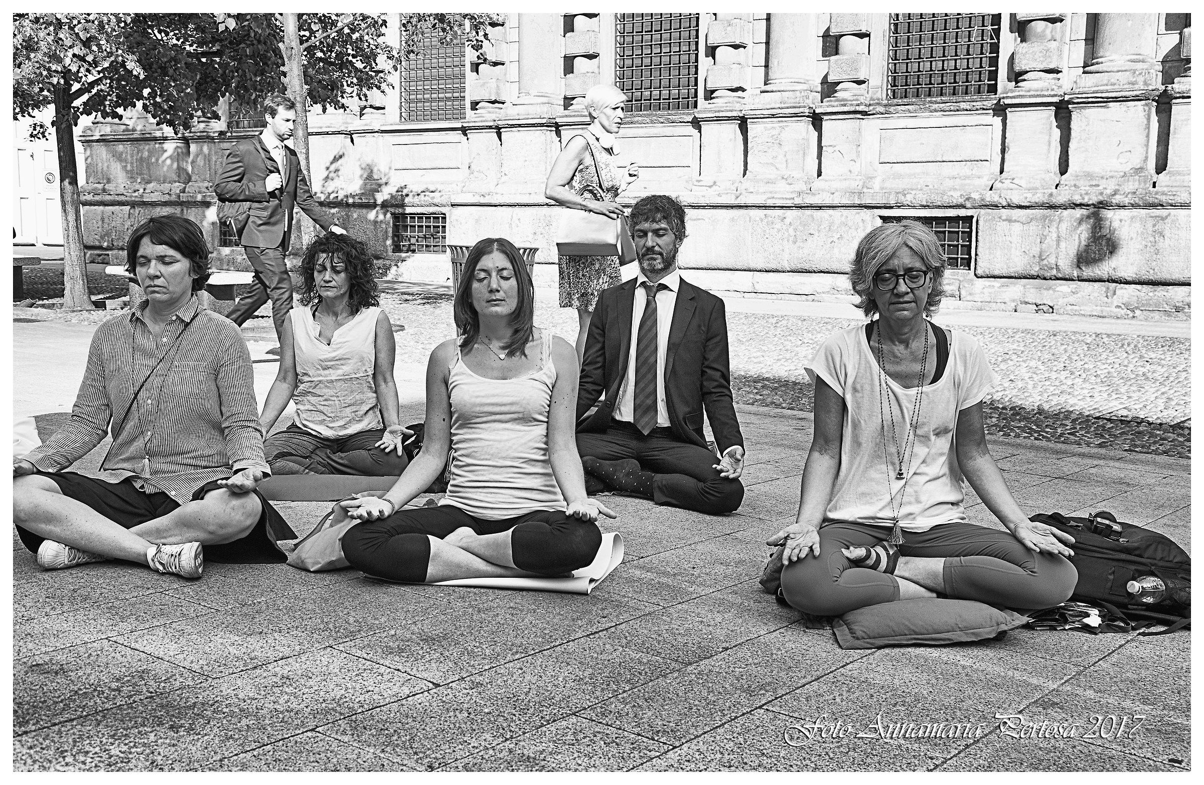 Mens sana in corpore sano con lo Yoga