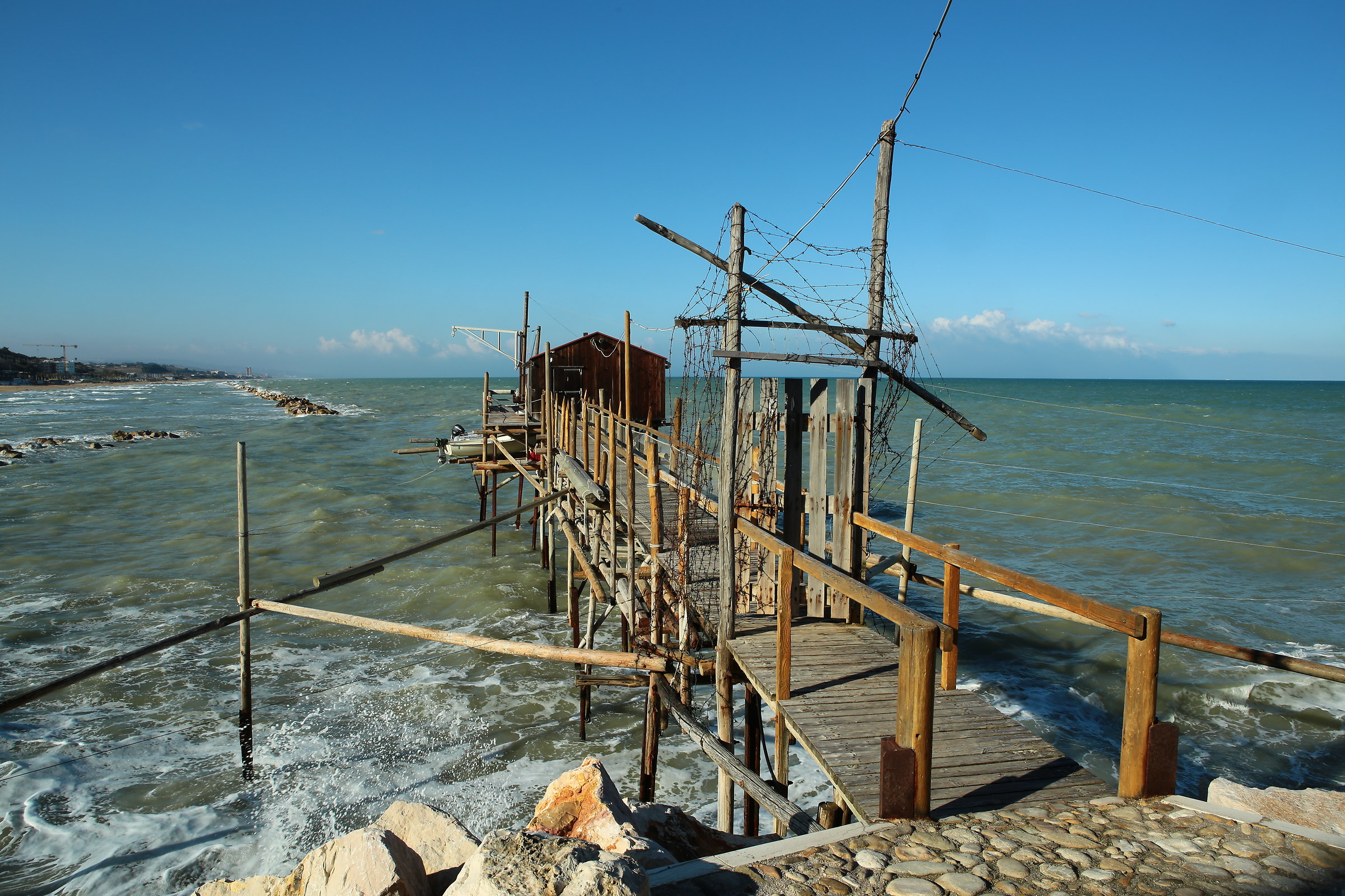 Coming to the barbershop of Justin.