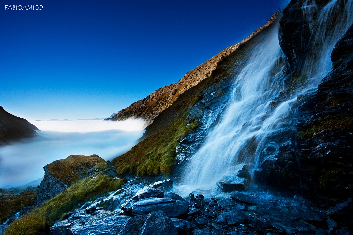Avvolti dalla nebbia