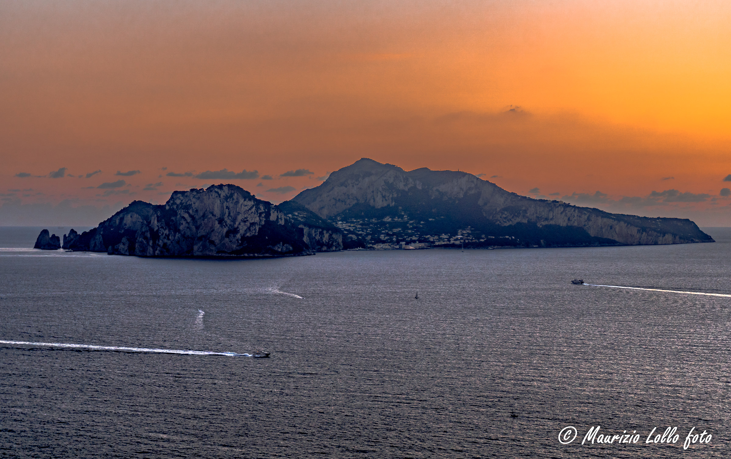 Cielo infuocato su Capri