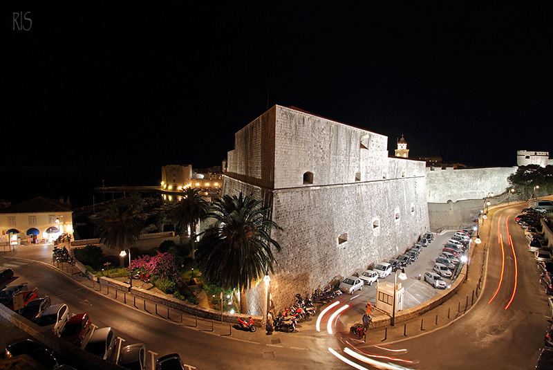 al di là di città vecchia