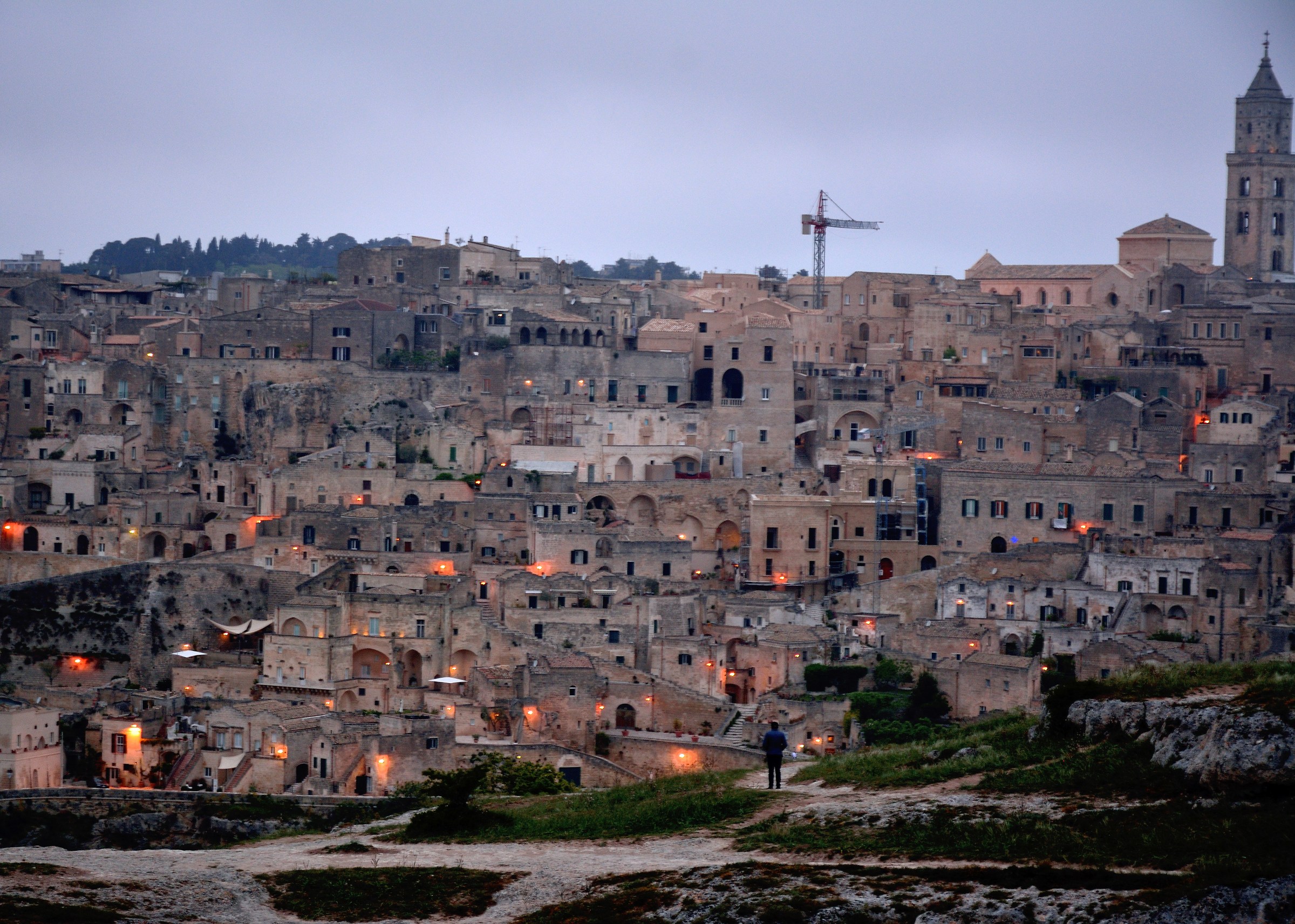 Alle prime Luci della sera in un........