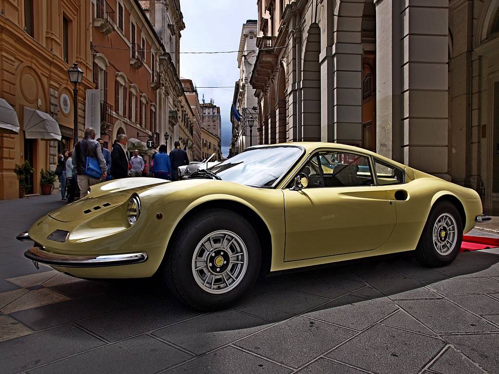 Ferrari Dino