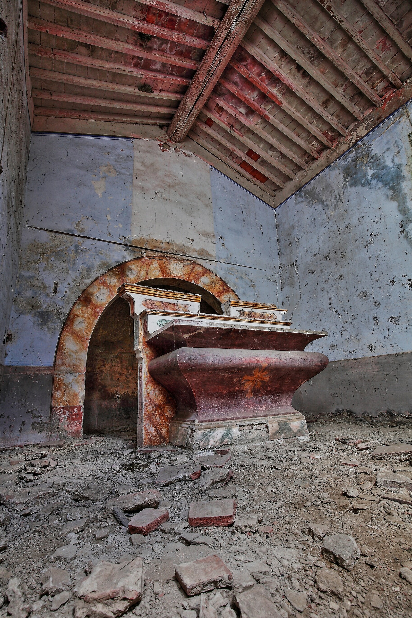 Non pregate più, qui!