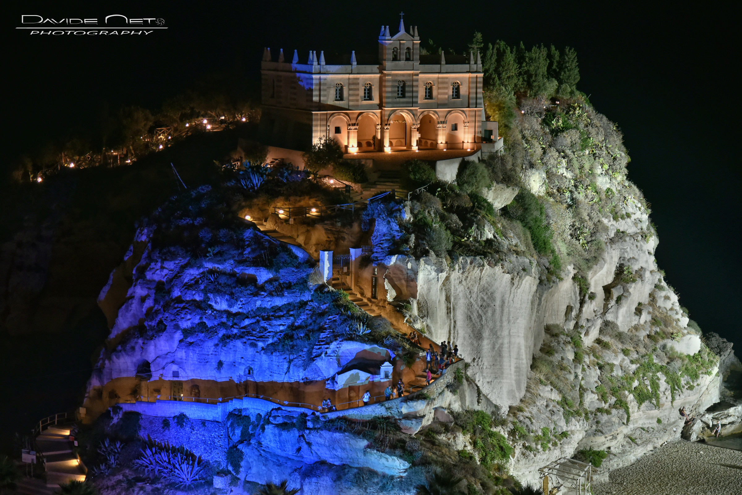 Santa Maria dell'Isola Tropea