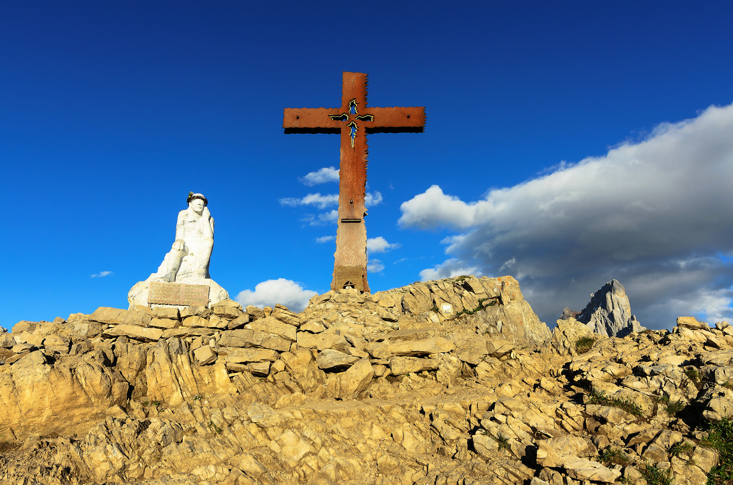 Top Castellazzo the Thinking Christ