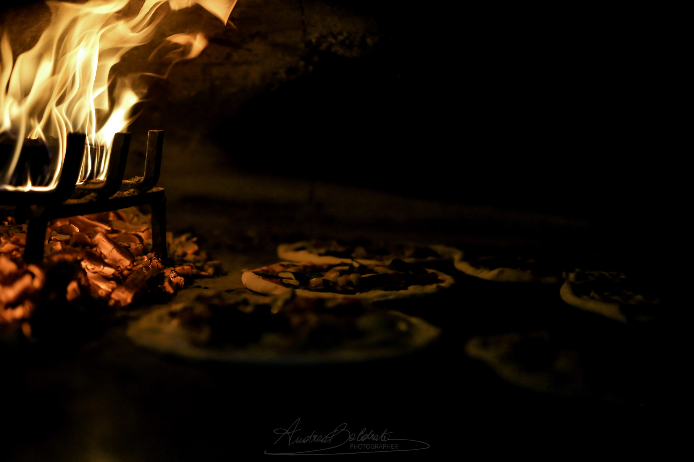 Forno a legna e pizza!