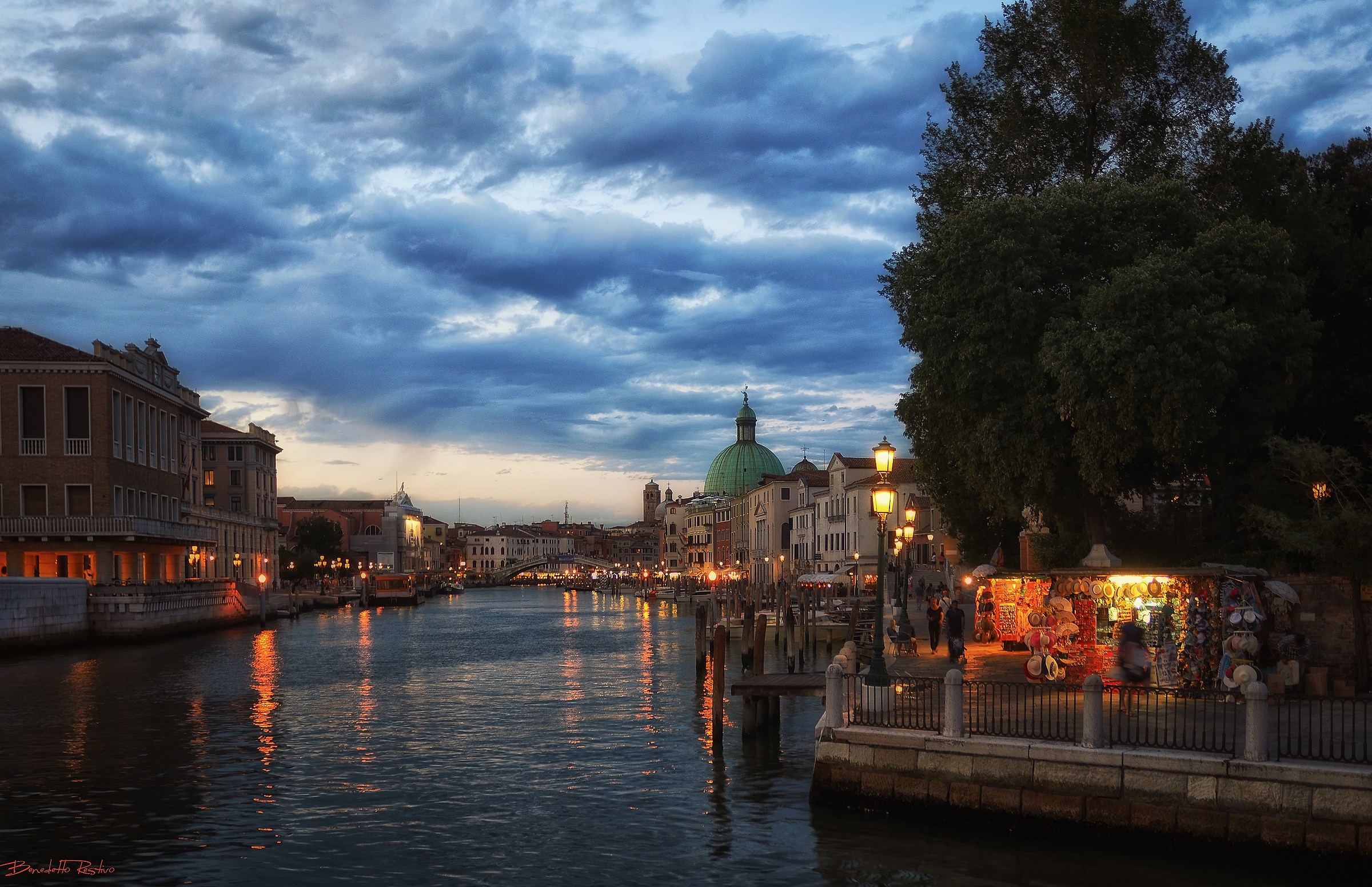 From the Venetian night .....