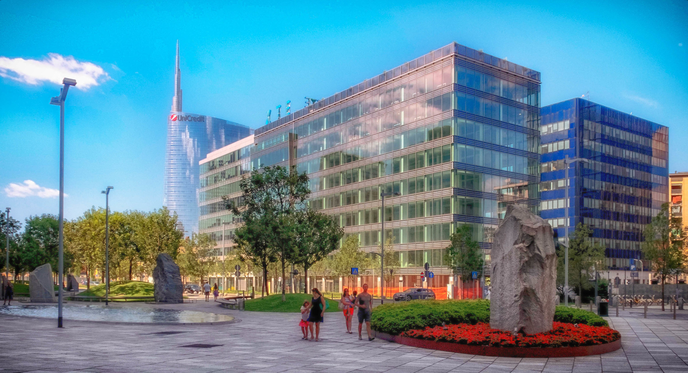 Piazza Città di Lombardia