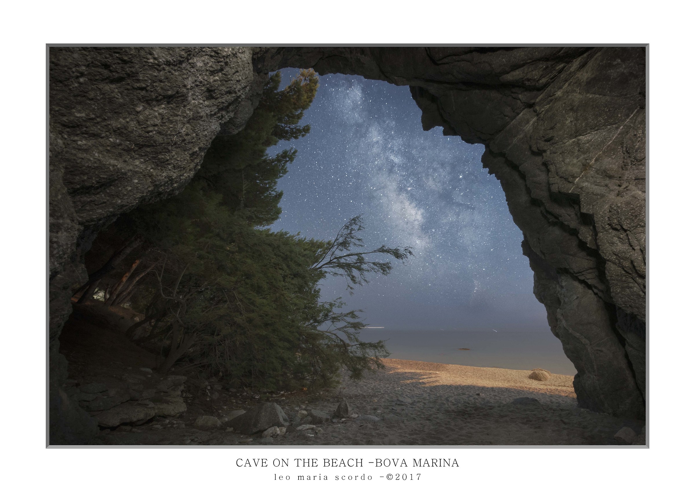 Cave on the Beach - Bova Marina (rc)