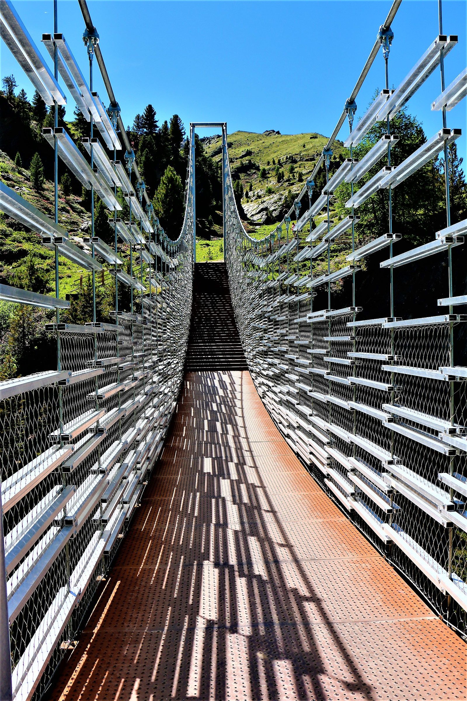 Verde Montagna + grigio acciaio