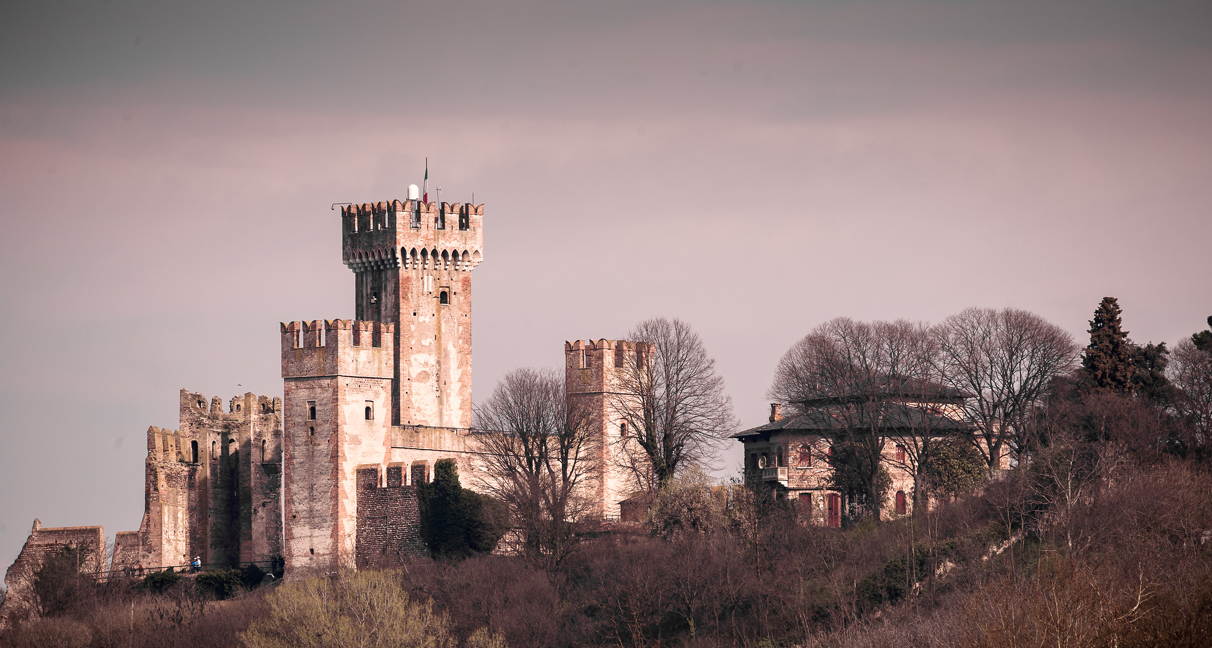 Pescheria Mantua Cycle