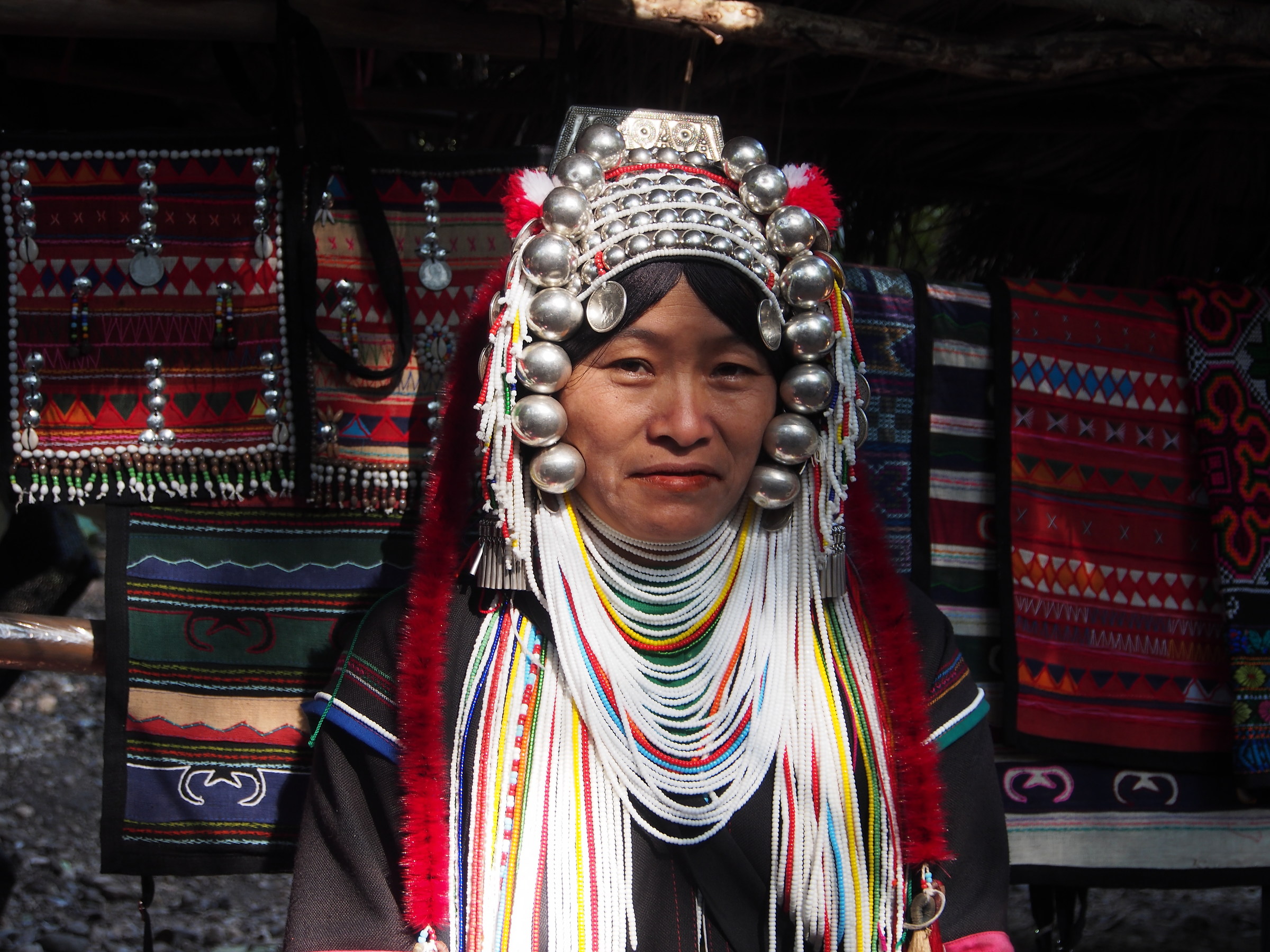 Thailandia del Nord: ritratto di donna Akha