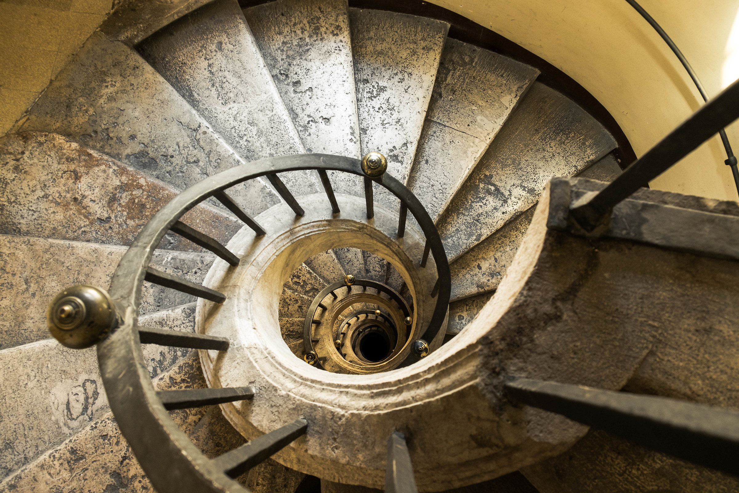 Bernini-SMMaggiore staircase