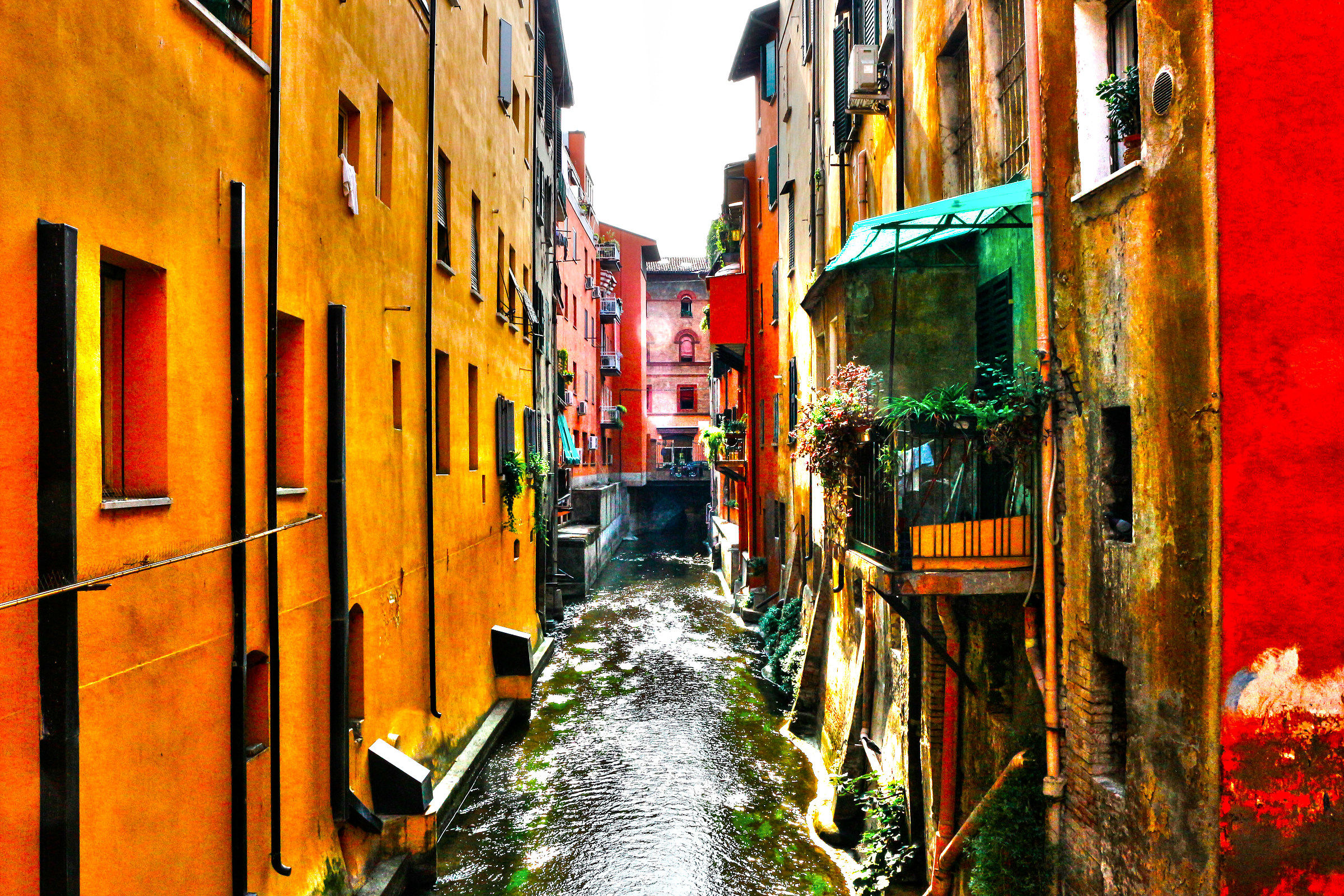 Finestrella sul canale