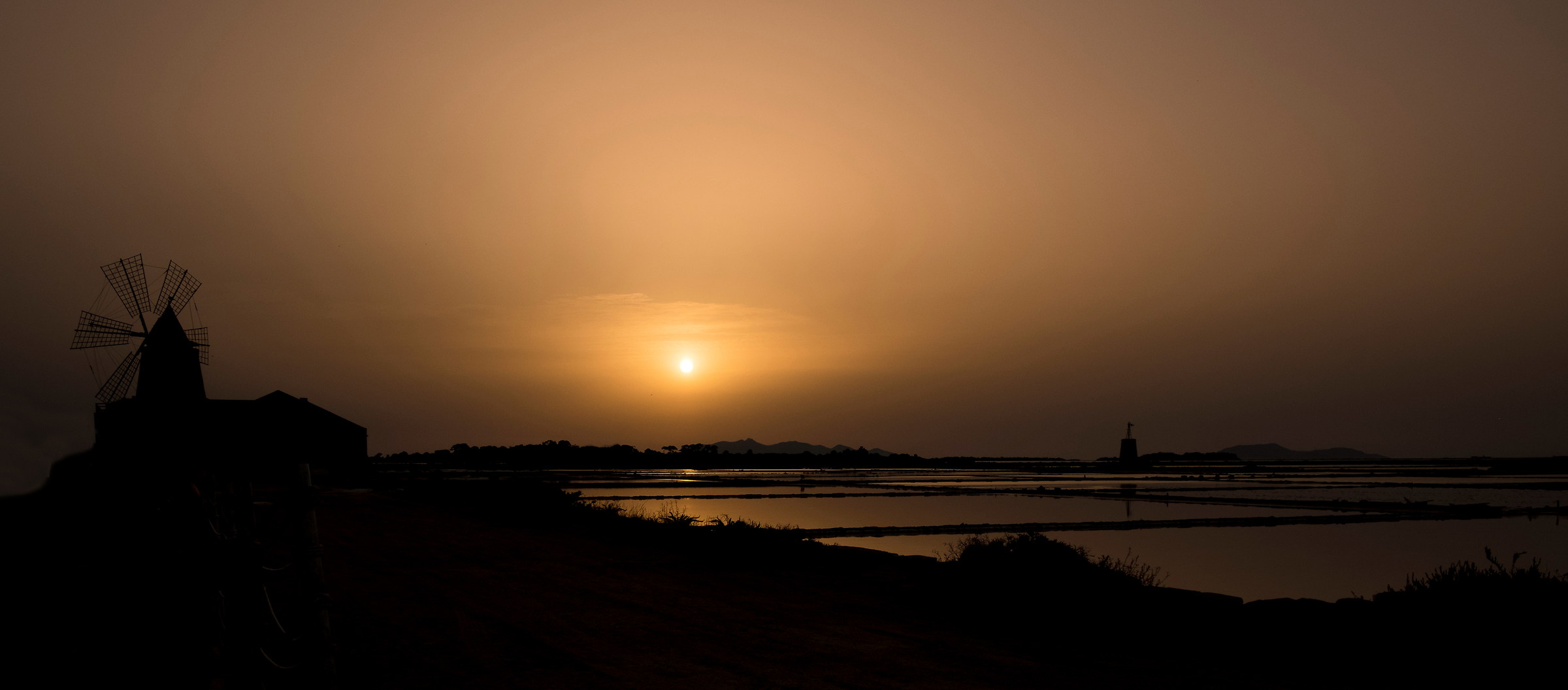 tramonto sulle saline - Trapani