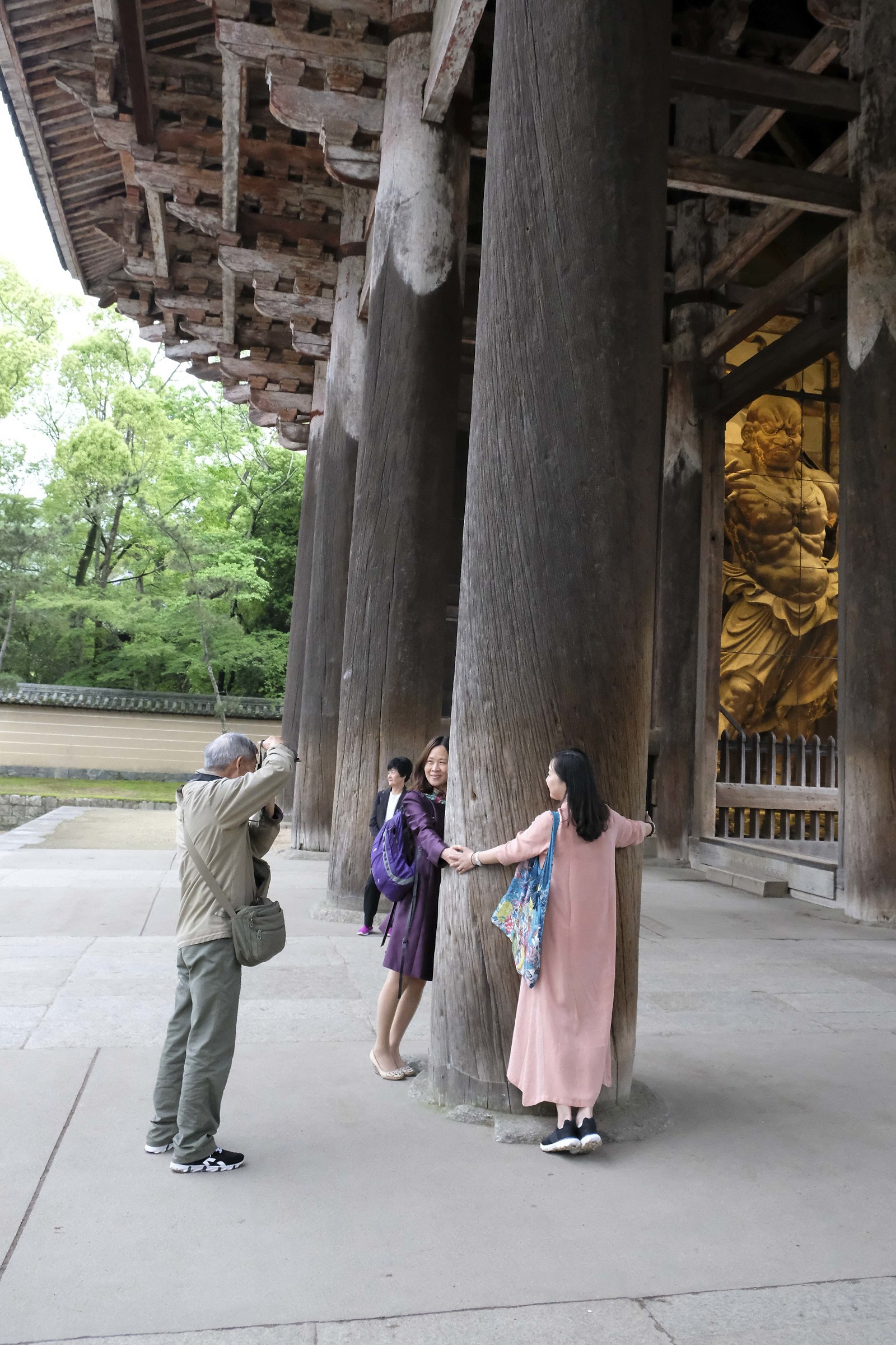 Nara - Todai-ji temple portal