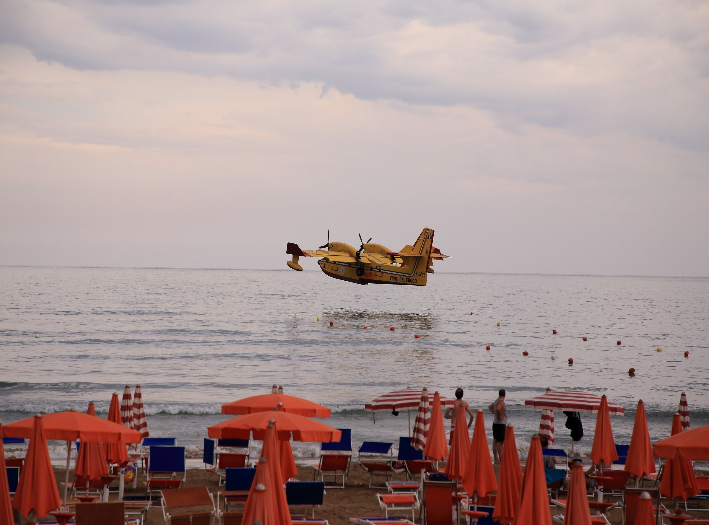 Canadair on the Gargano
