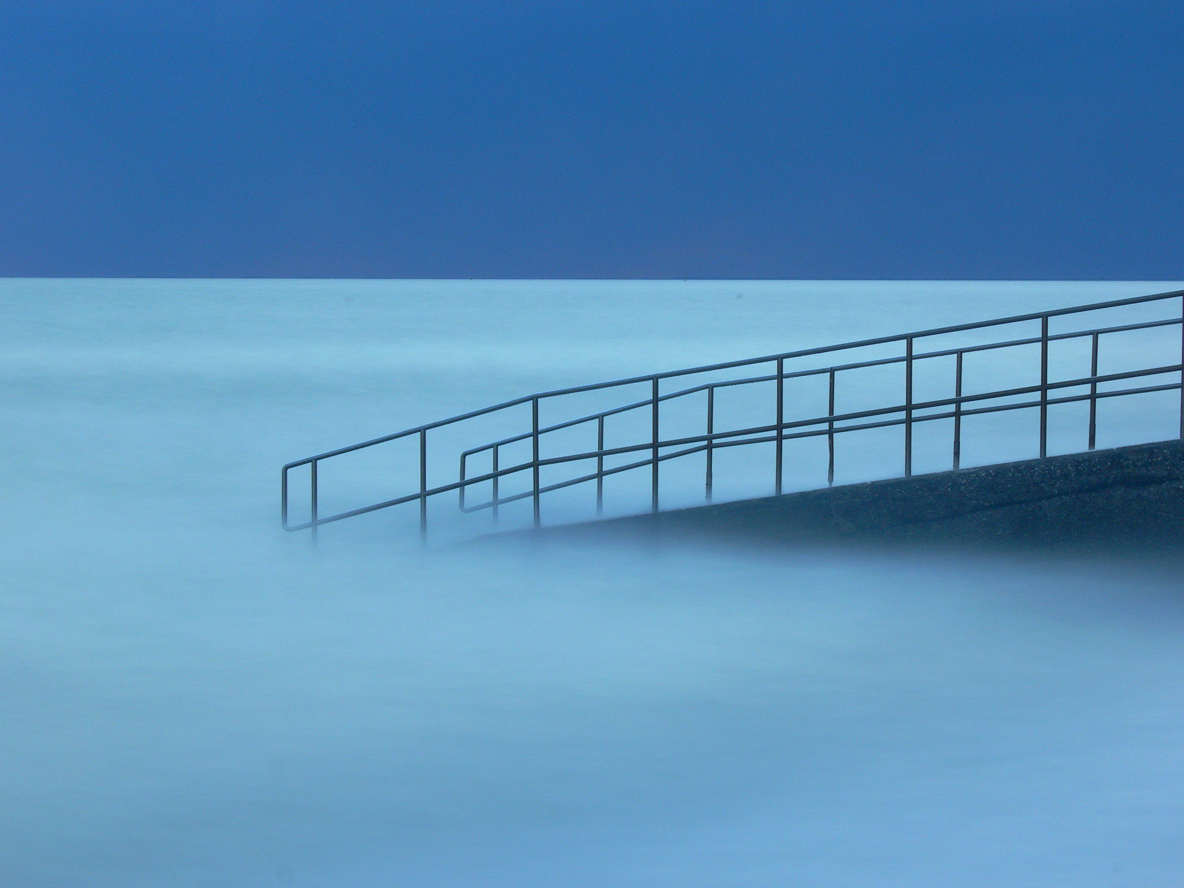 Blu sky and calm sea