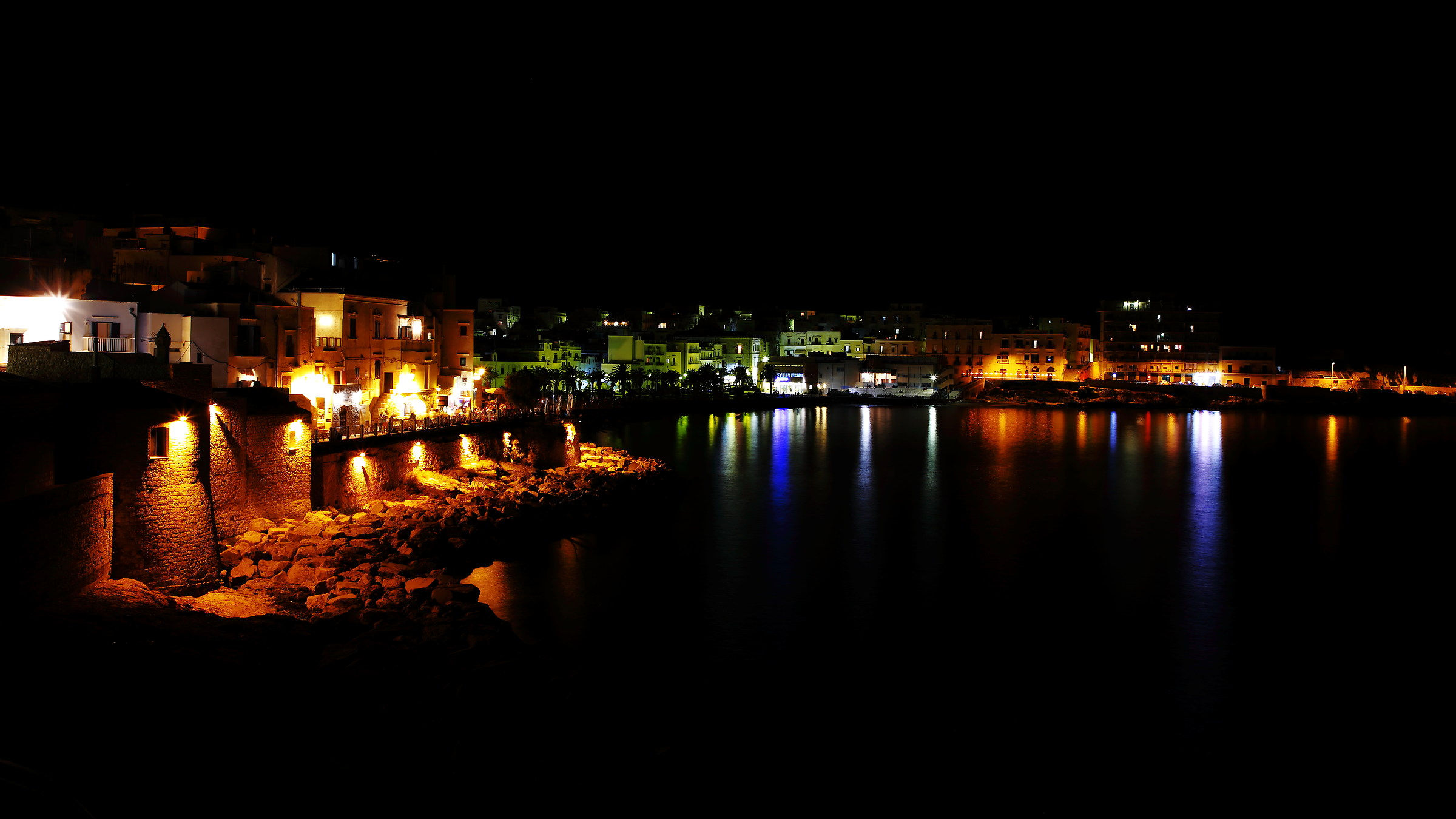 Vieste night