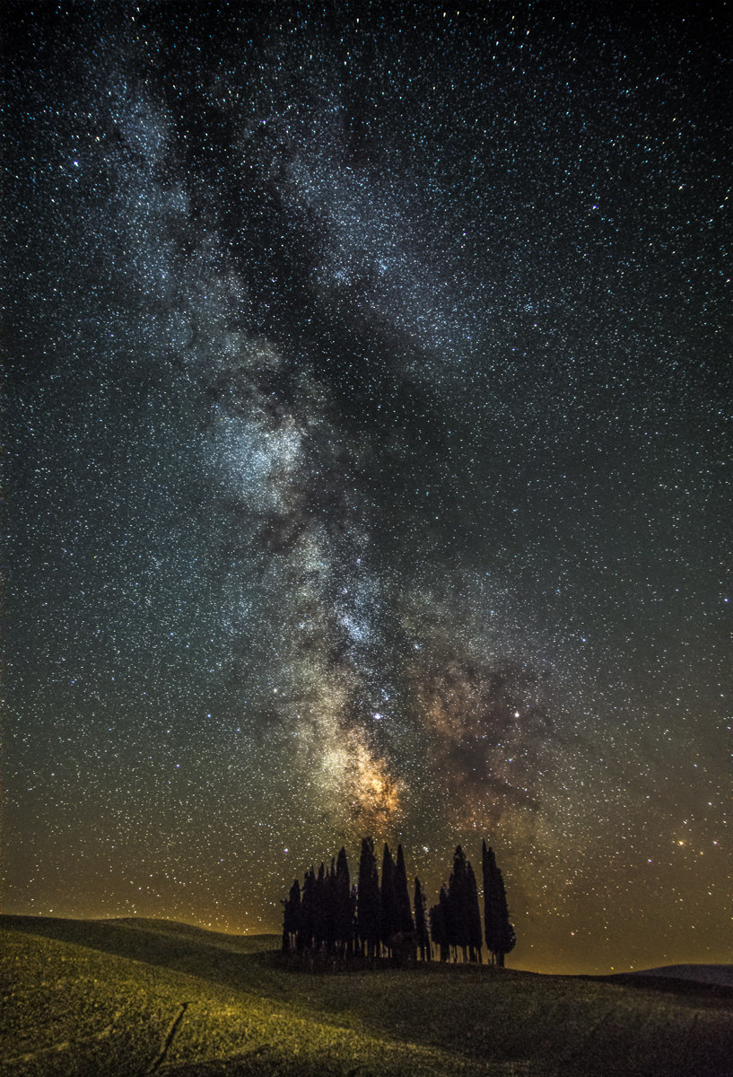 Val d'Orcia cut in two from the Milky Way