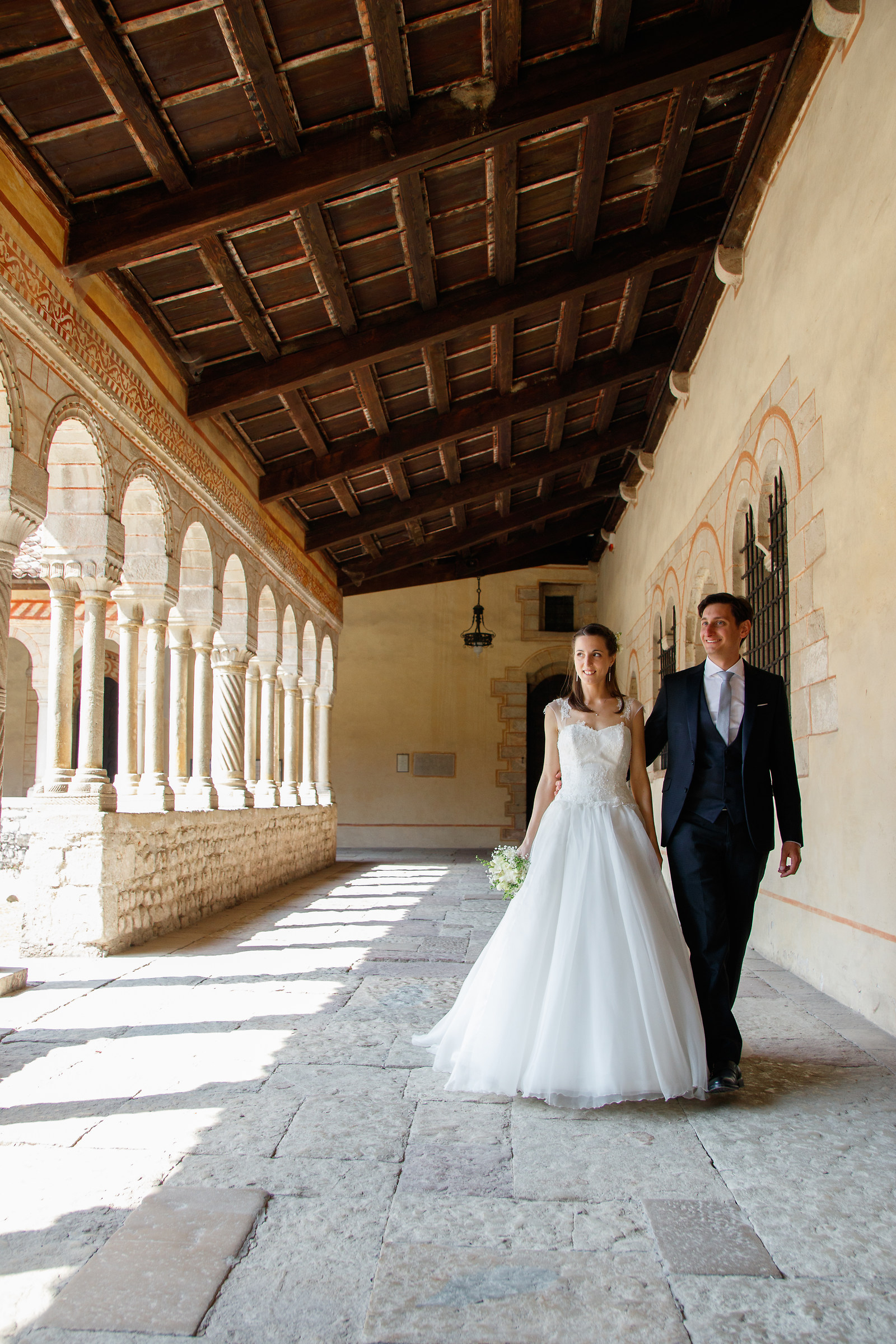 per mano nel chiostro