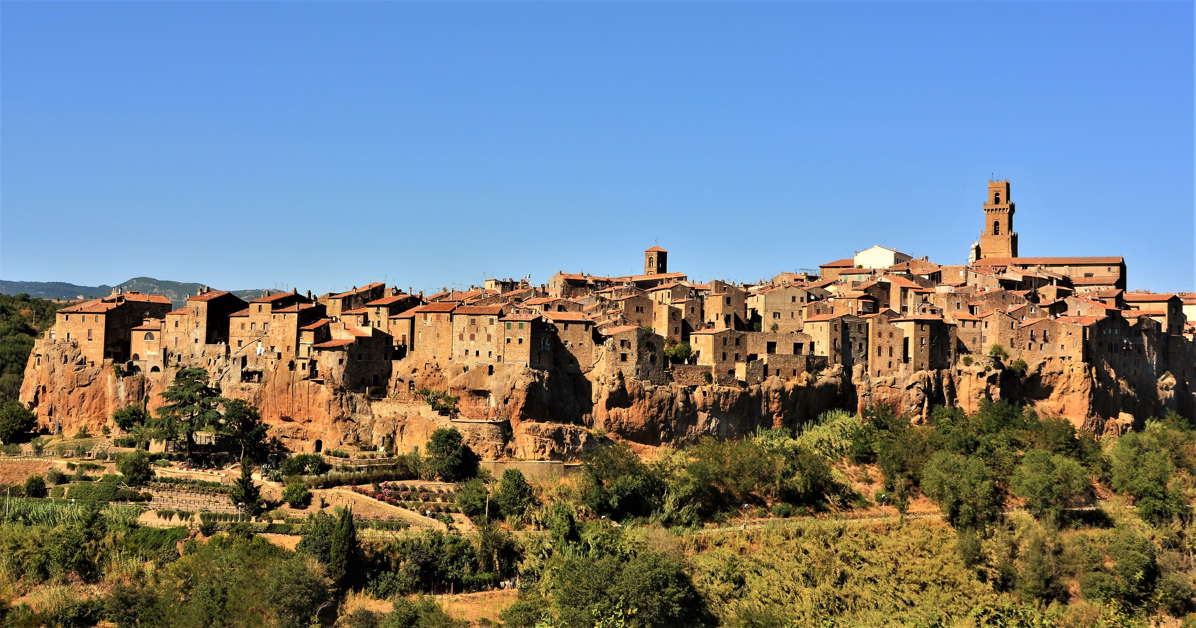 Pitigliano la città sul tufo