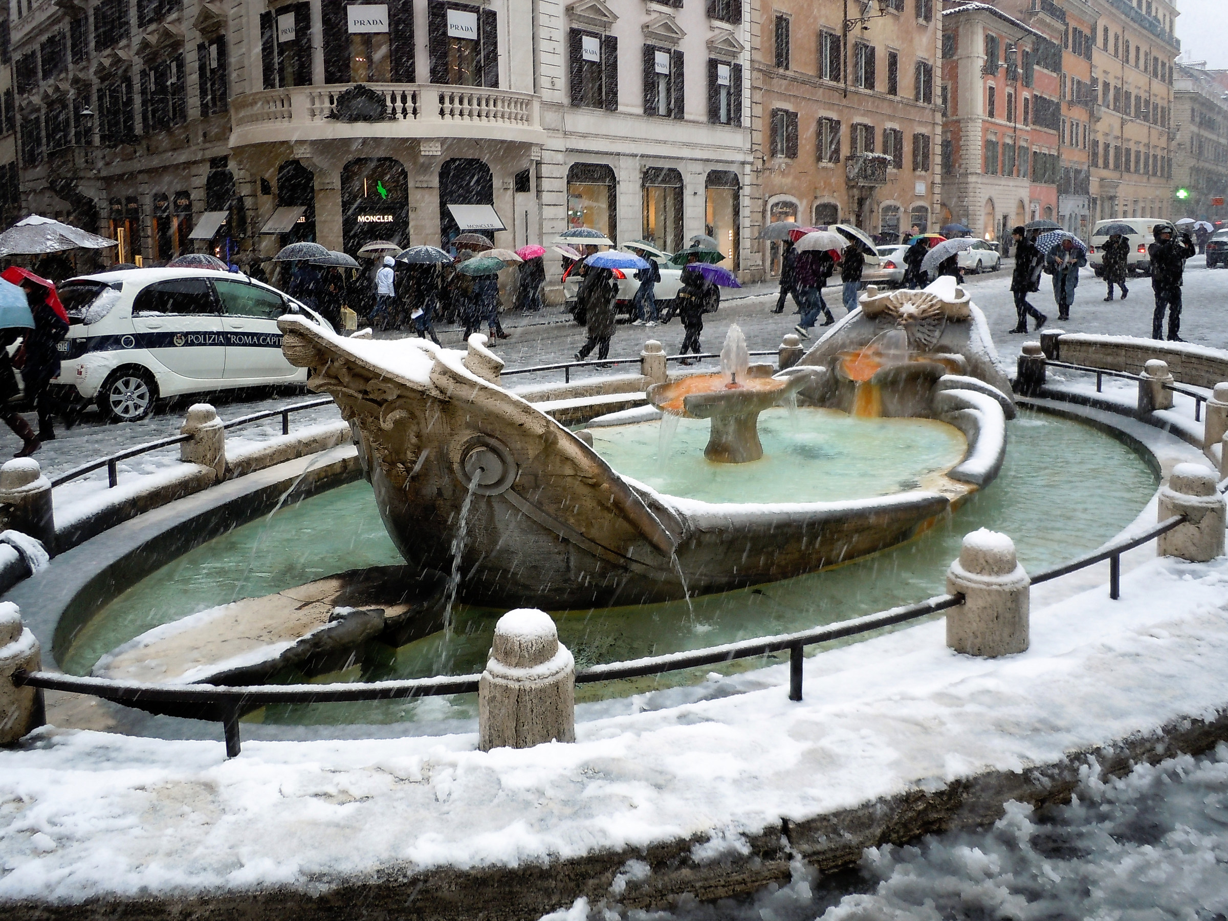 Neve a Roma