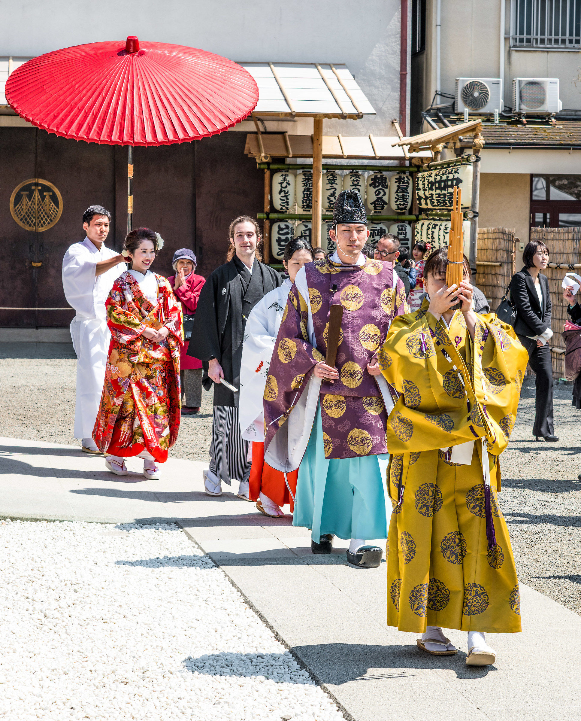 Japan 2017-Asakusa, Sanctuary Sanja Sama, Marriage